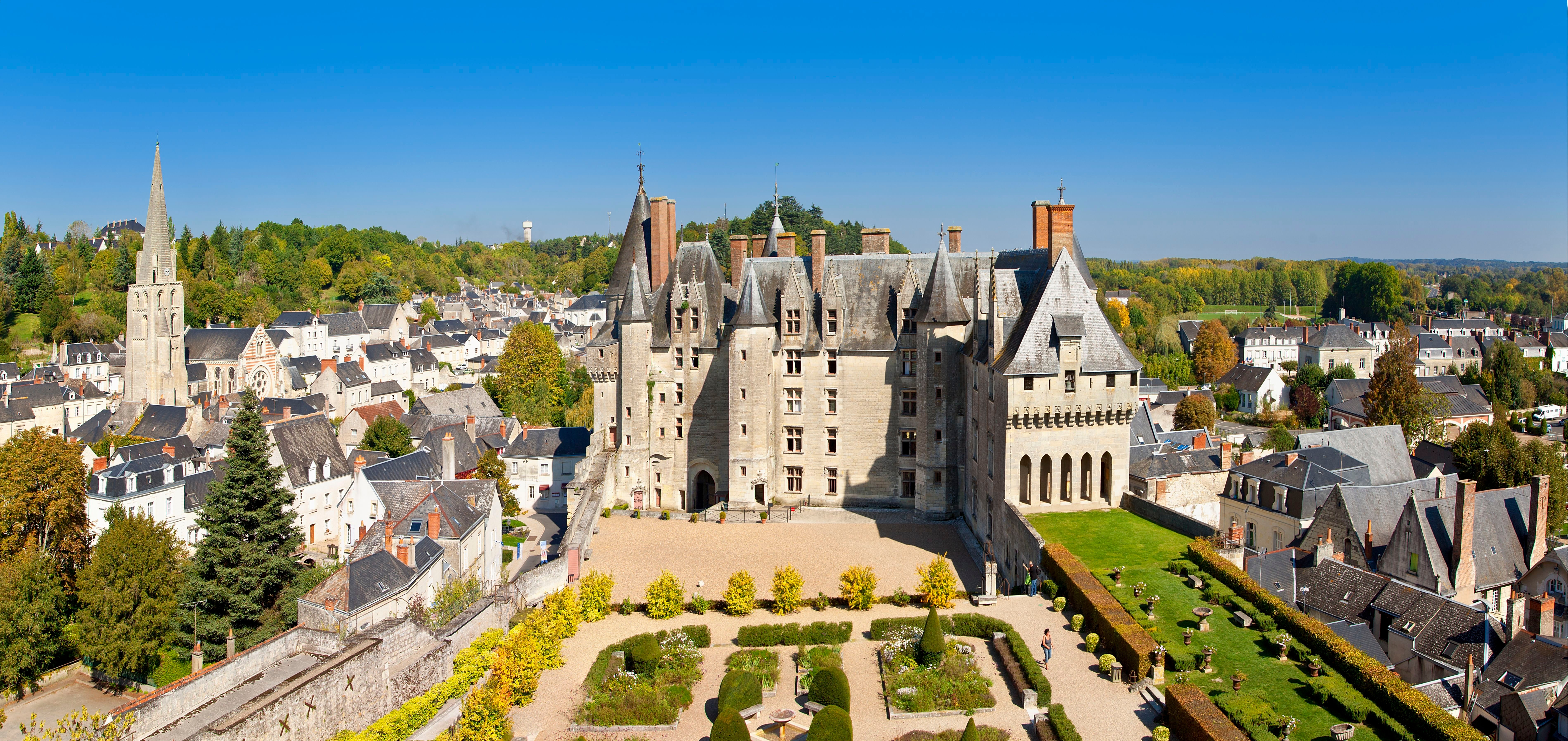 Chateaux Of The Loire Valley Wallpapers