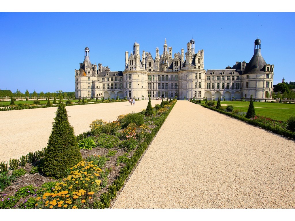 Chateaux Of The Loire Valley Wallpapers