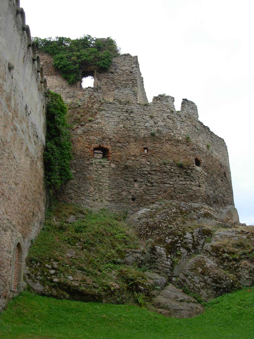 Chojnik Castle Wallpapers