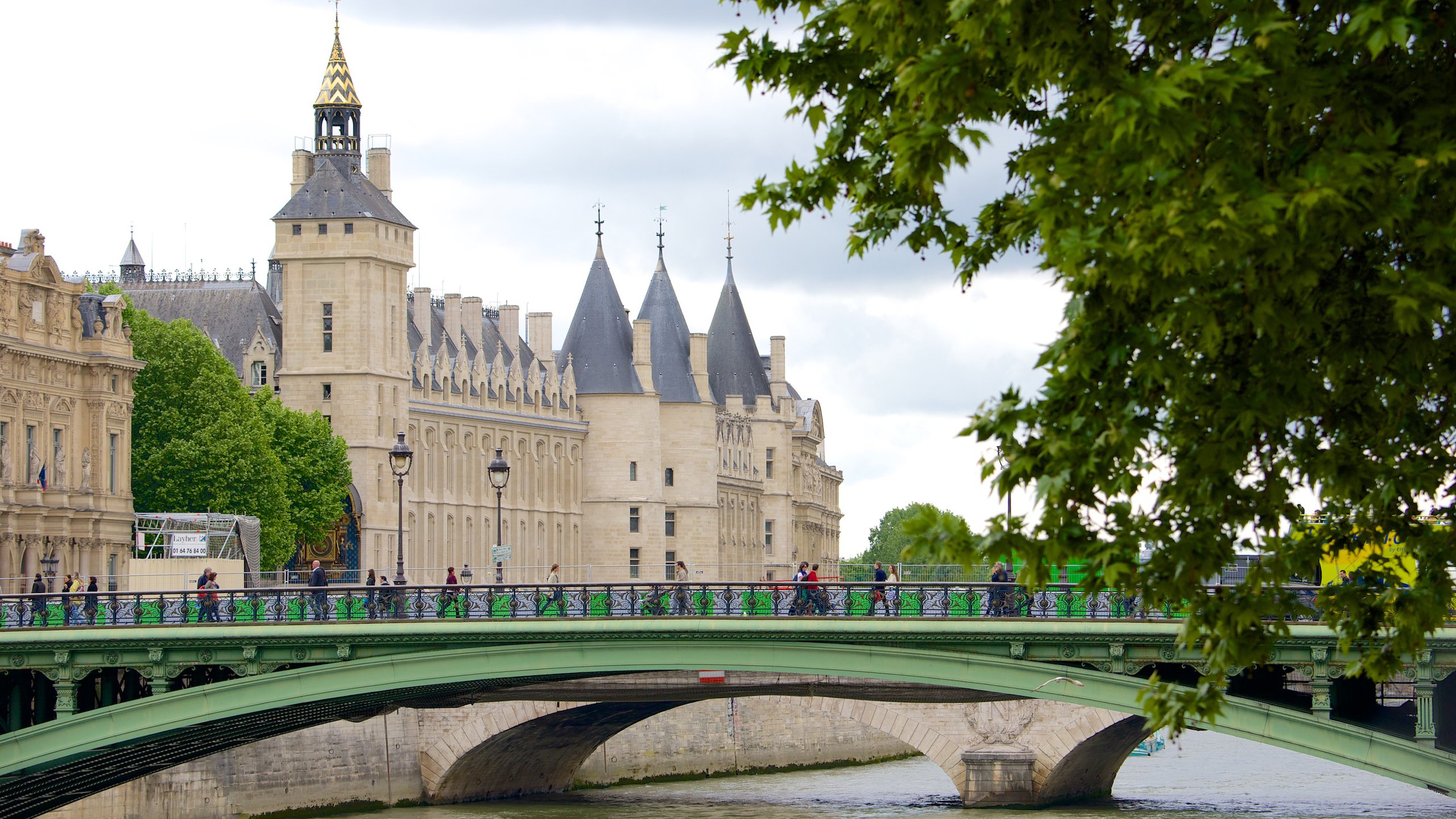 Conciergerie Wallpapers