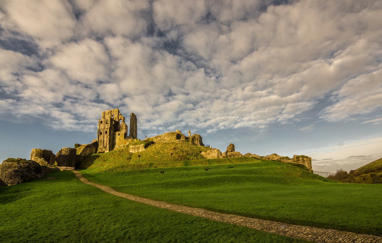 Corfe Castle Wallpapers