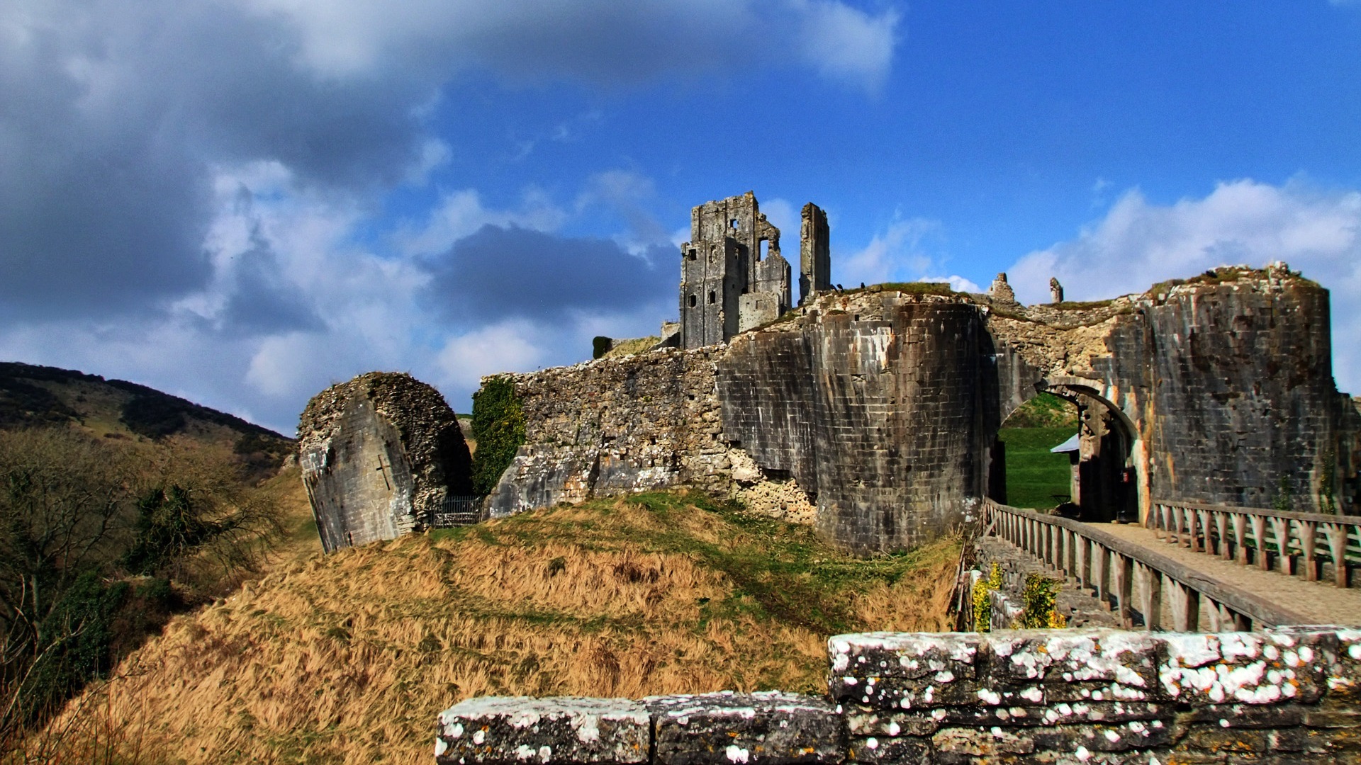 Corfe Castle Wallpapers