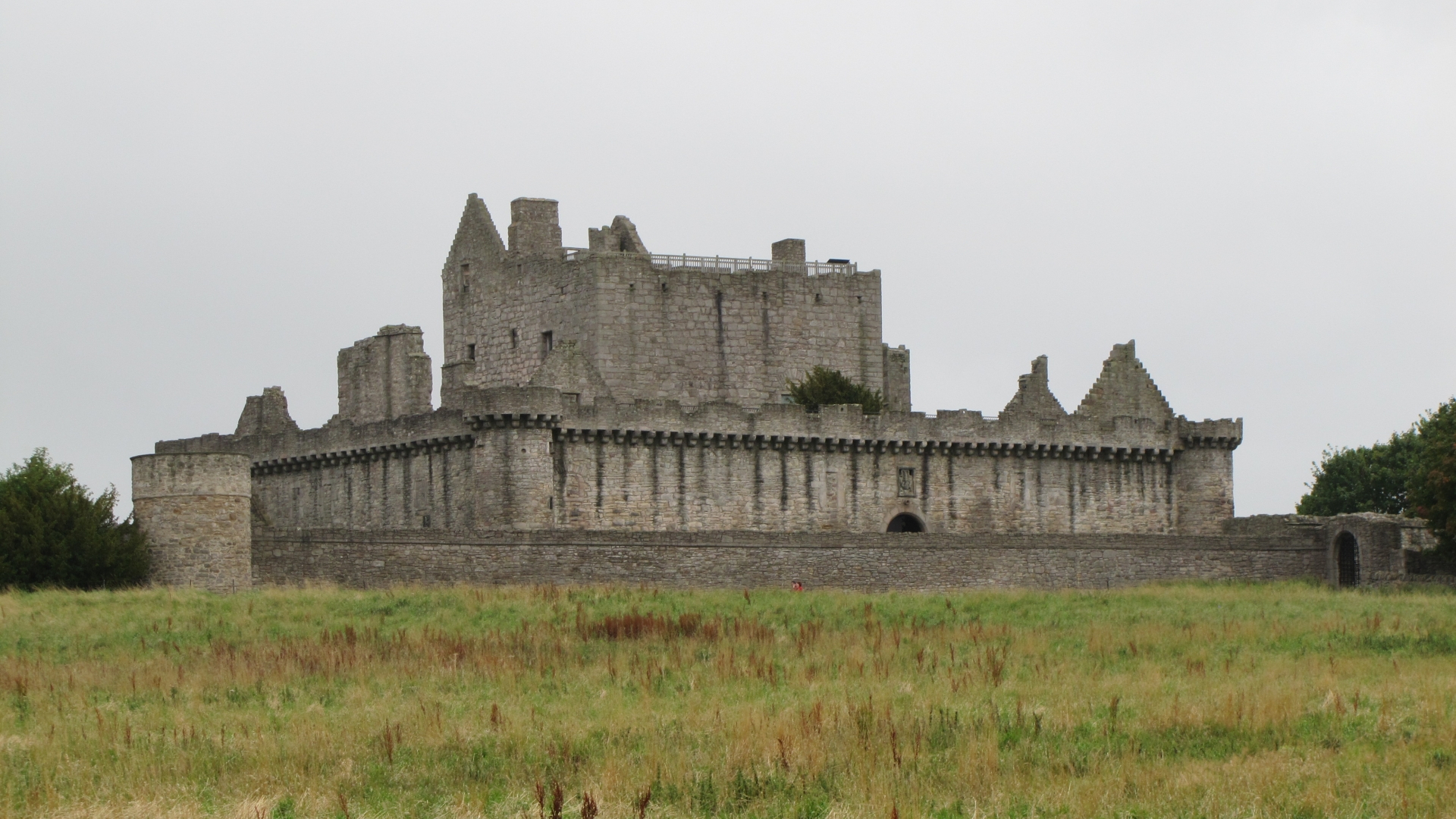 Craigmillar Castle Wallpapers