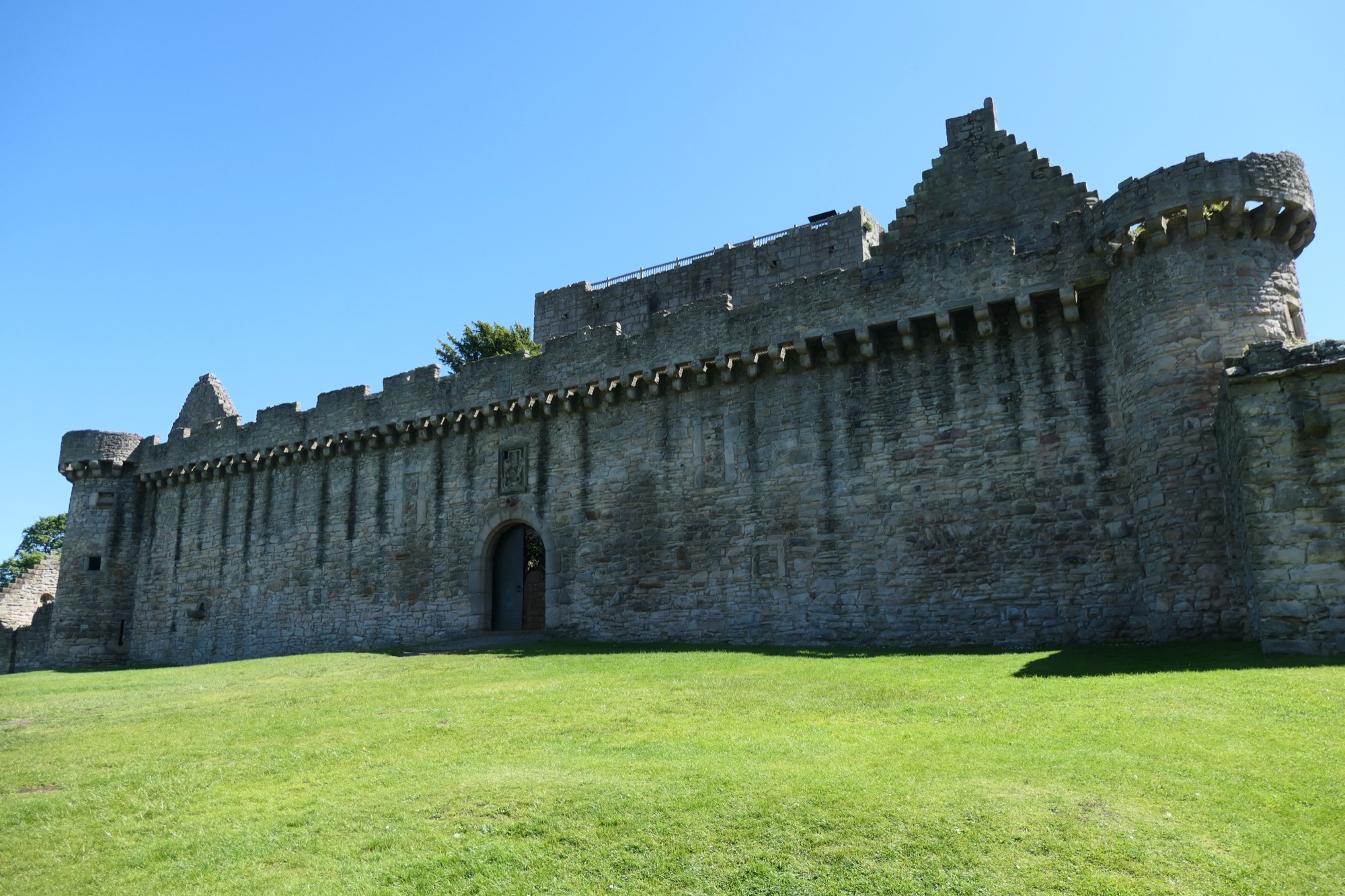 Craigmillar Castle Wallpapers