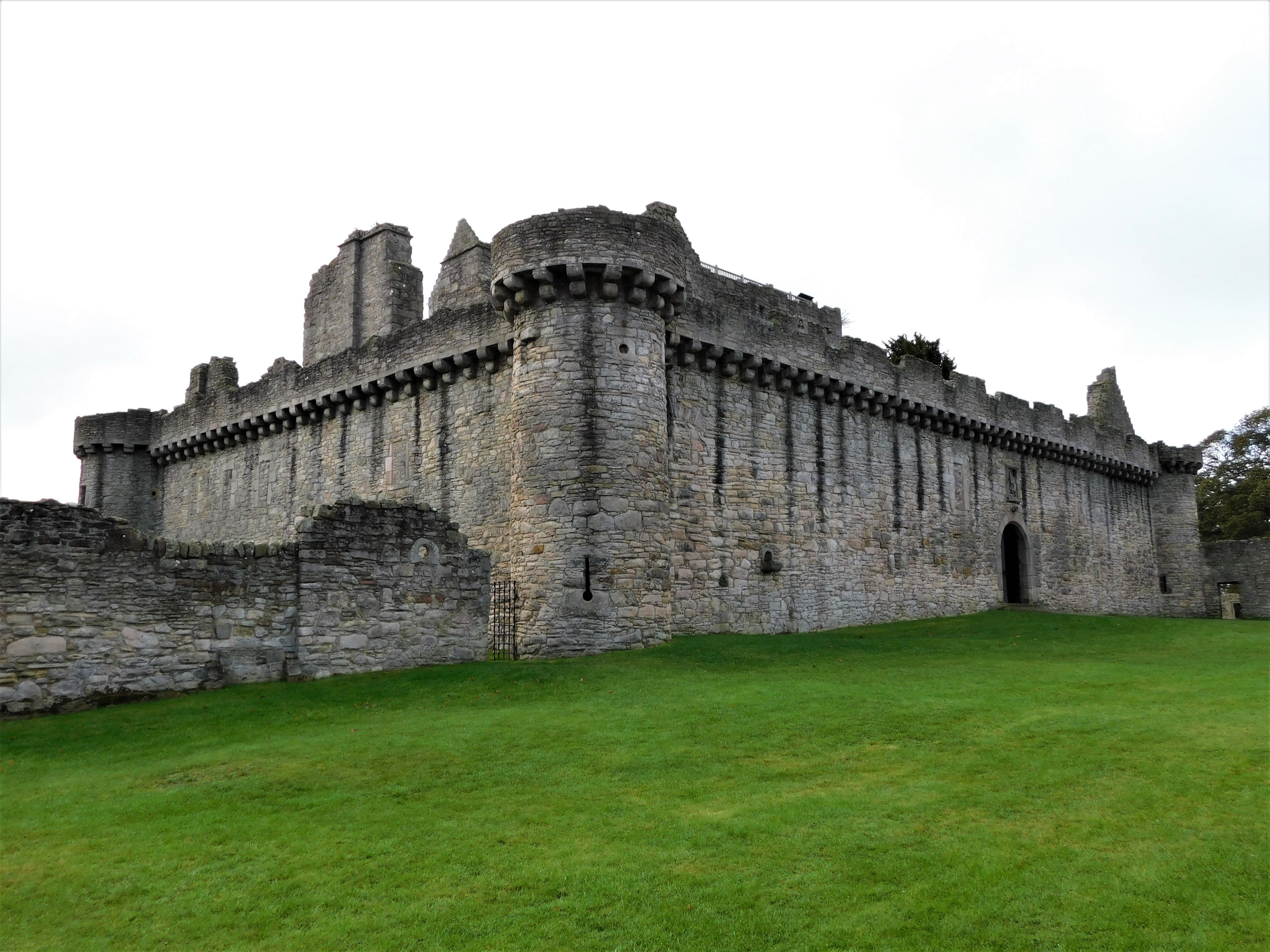 Craigmillar Castle Wallpapers