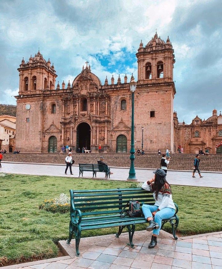 Cusco Cathedral On The Plaza De Armas Wallpapers