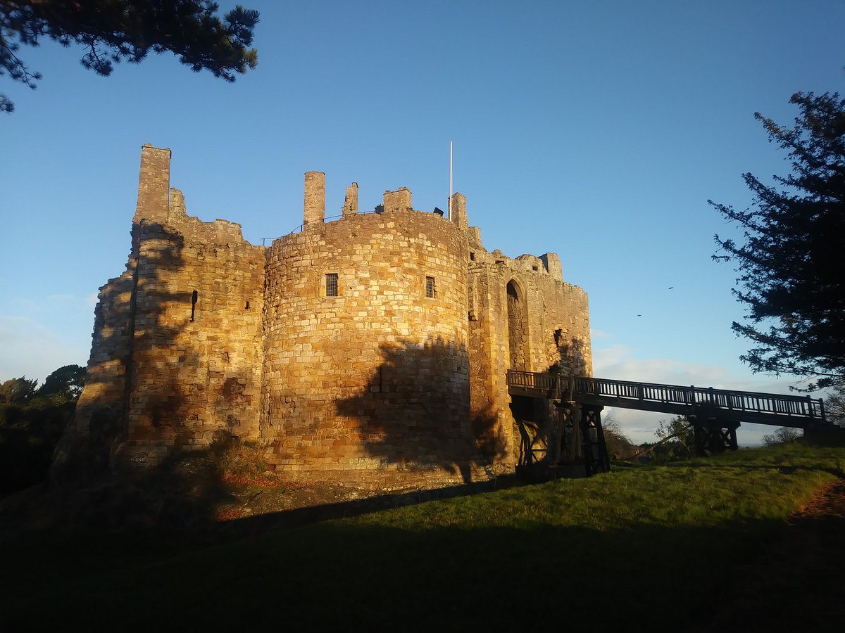 Dirleton Castle Wallpapers