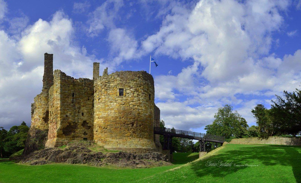 Dirleton Castle Wallpapers