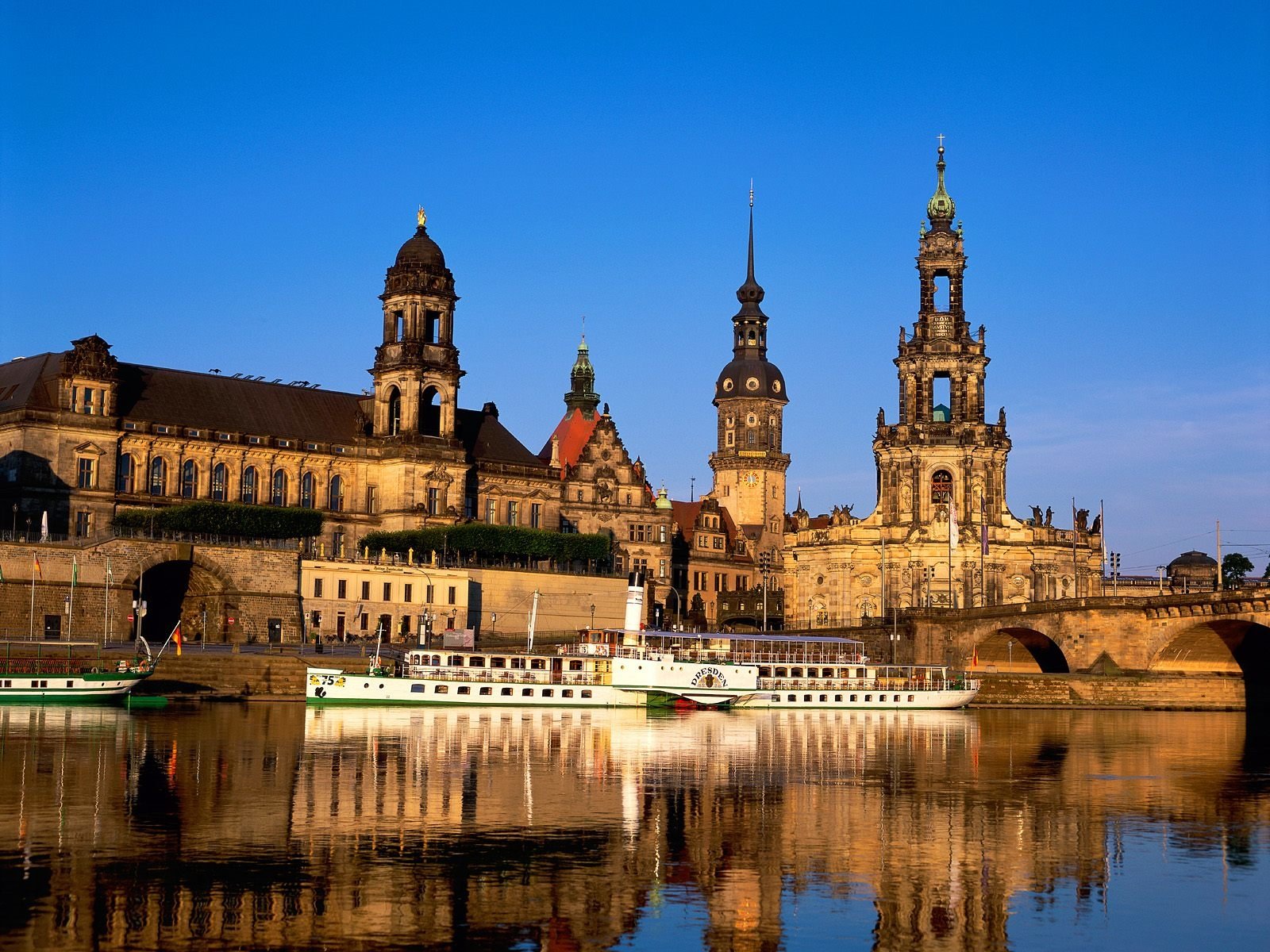 Dresden Wallpapers