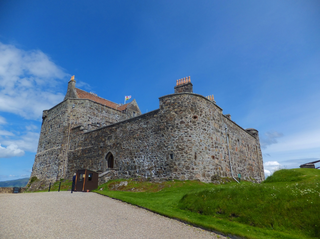 Duart Castle Wallpapers