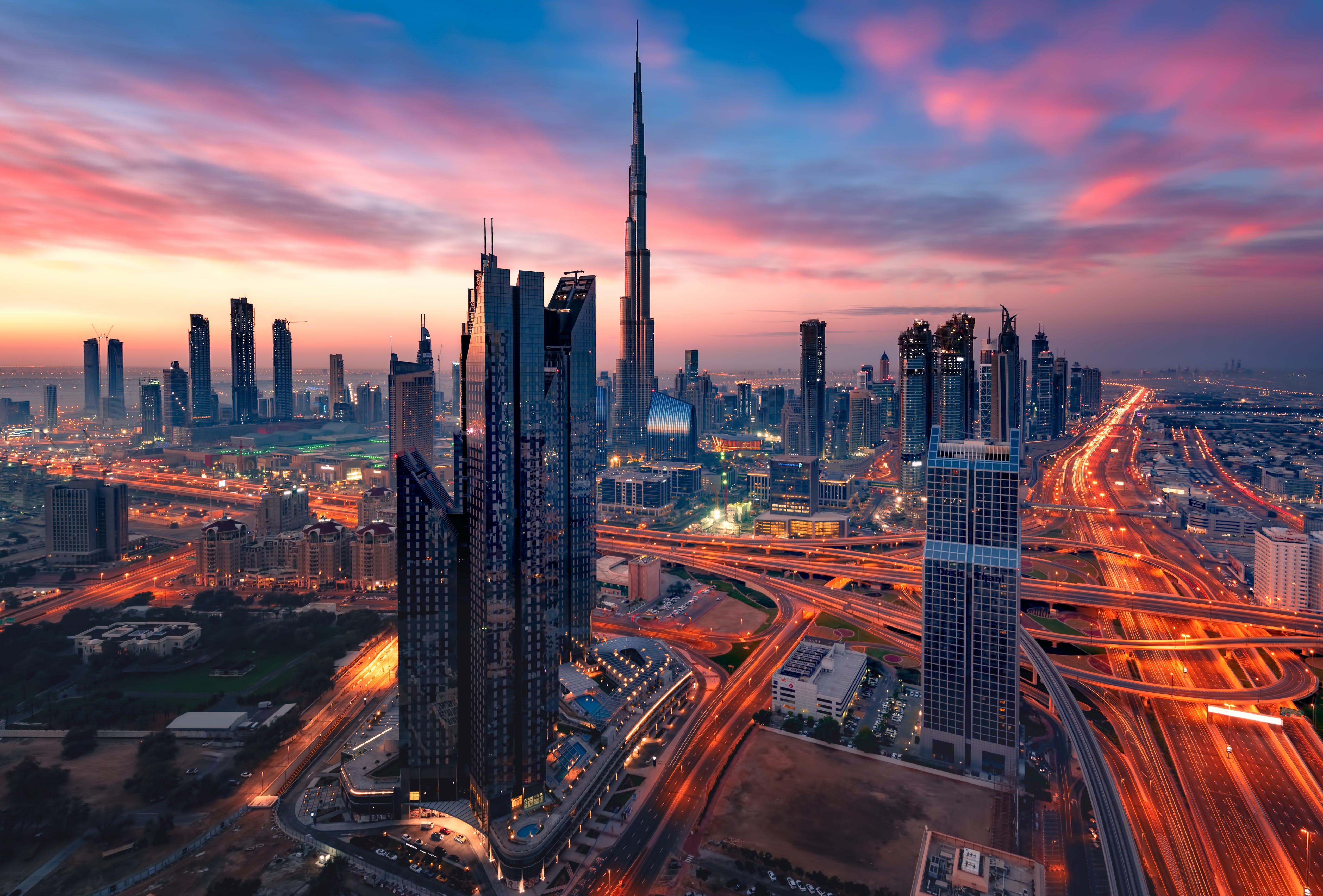 Dubai City In Sunrise Wallpapers