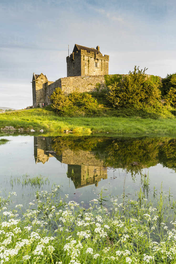 Dunguaire Castle Ireland Wallpapers