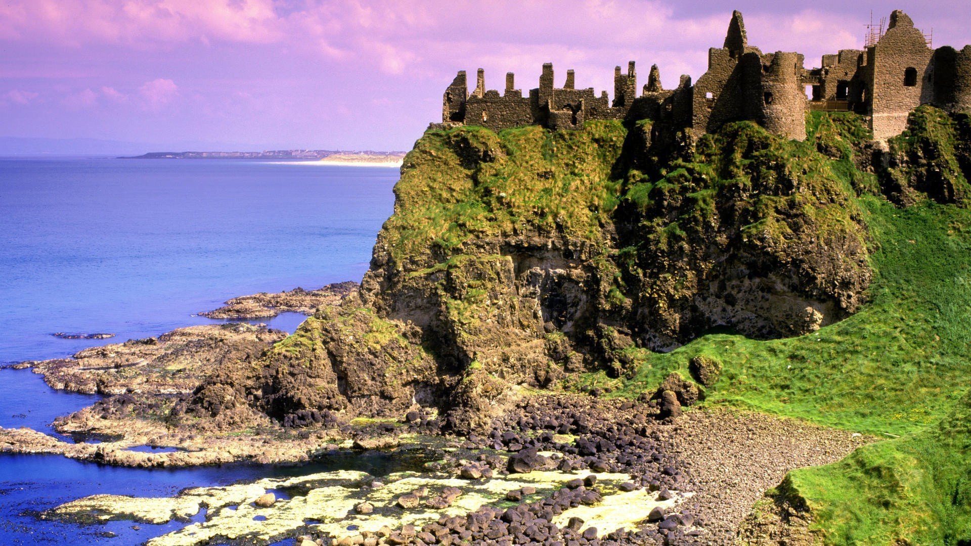 Dunluce Castle Wallpapers