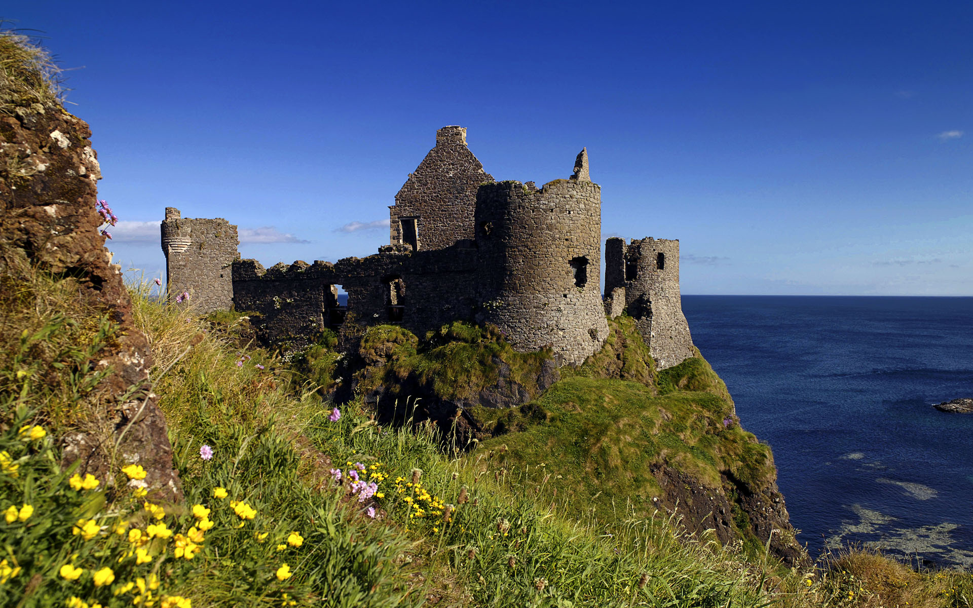 Dunluce Castle Wallpapers