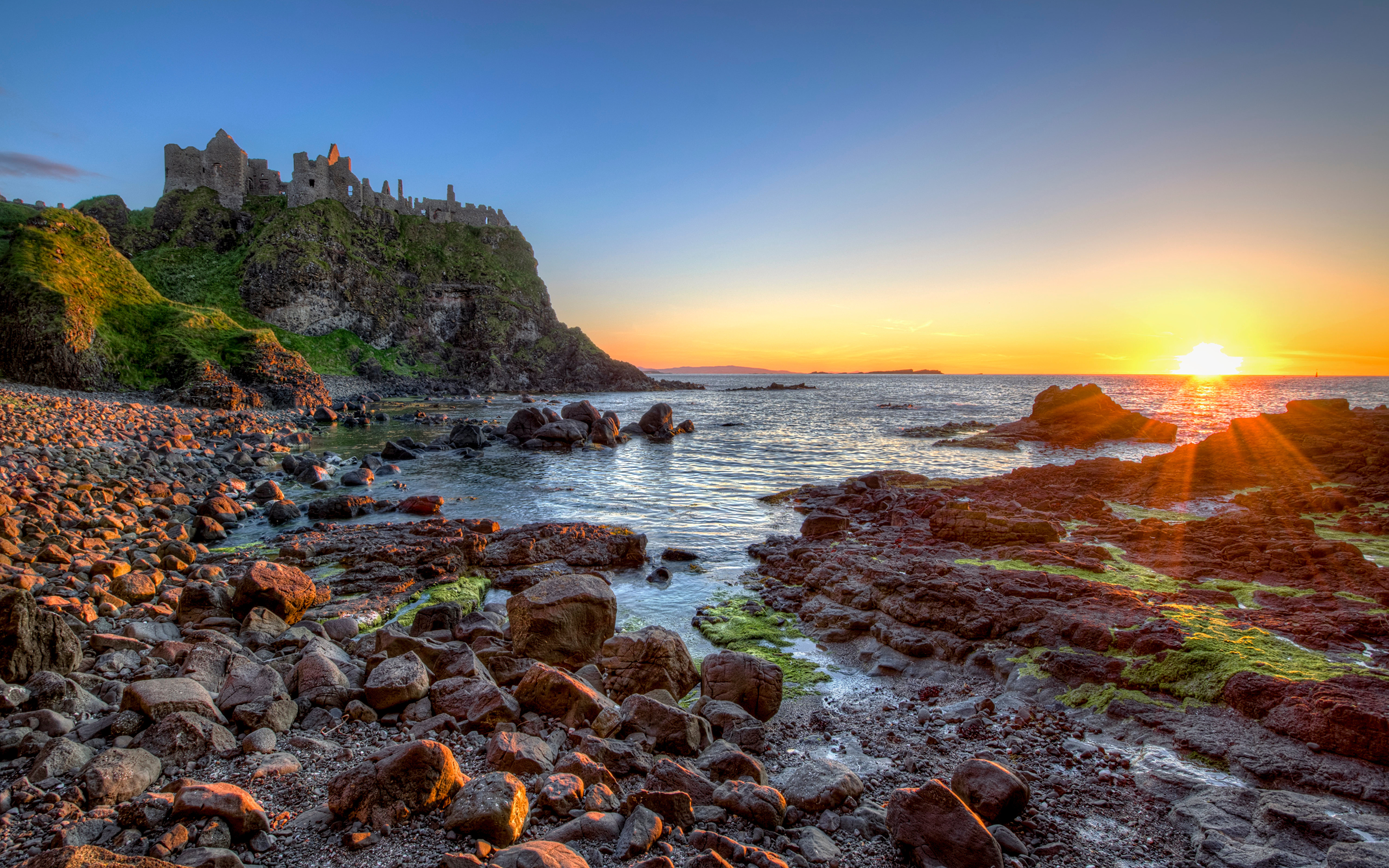 Dunluce Castle Wallpapers