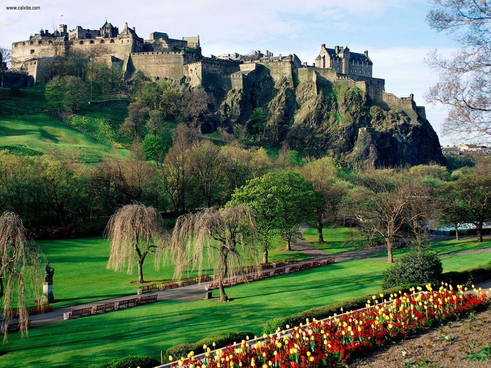 Edinburgh Castle Wallpapers