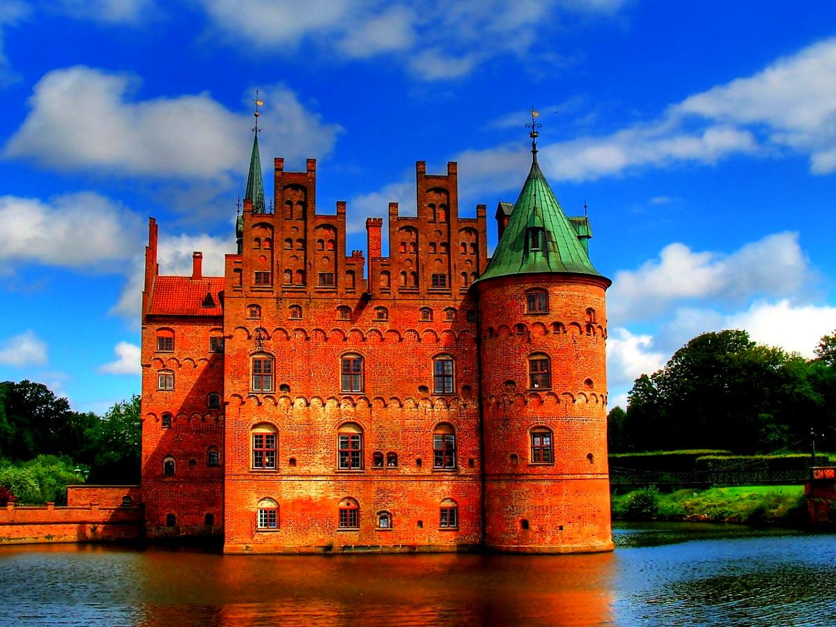 Egeskov Castle Wallpapers