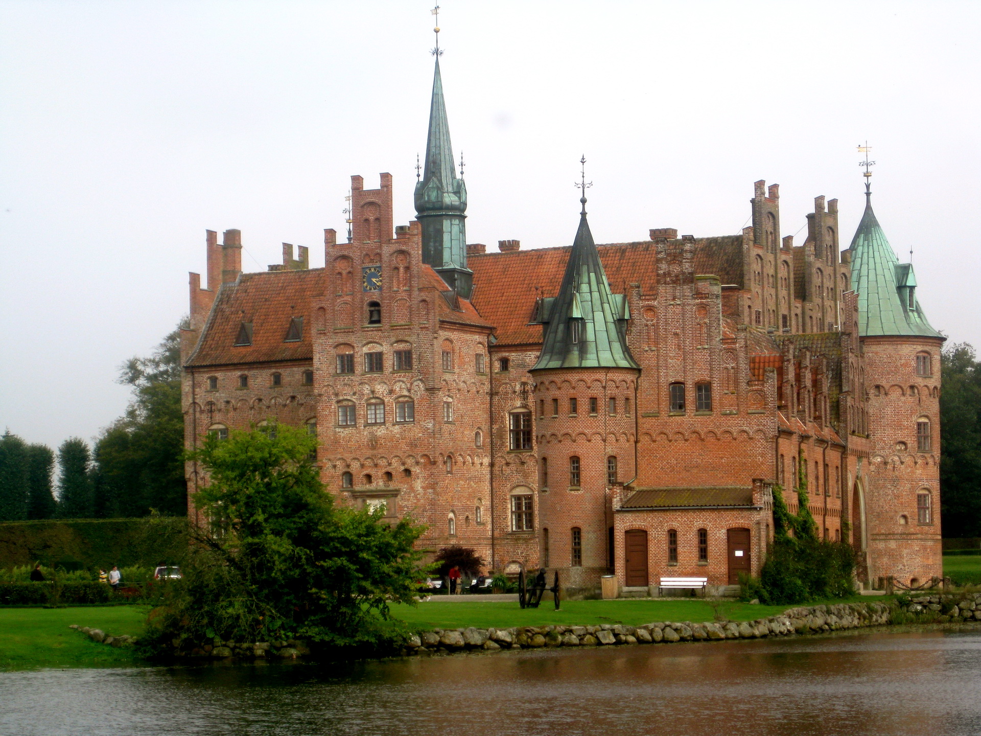 Egeskov Castle Wallpapers