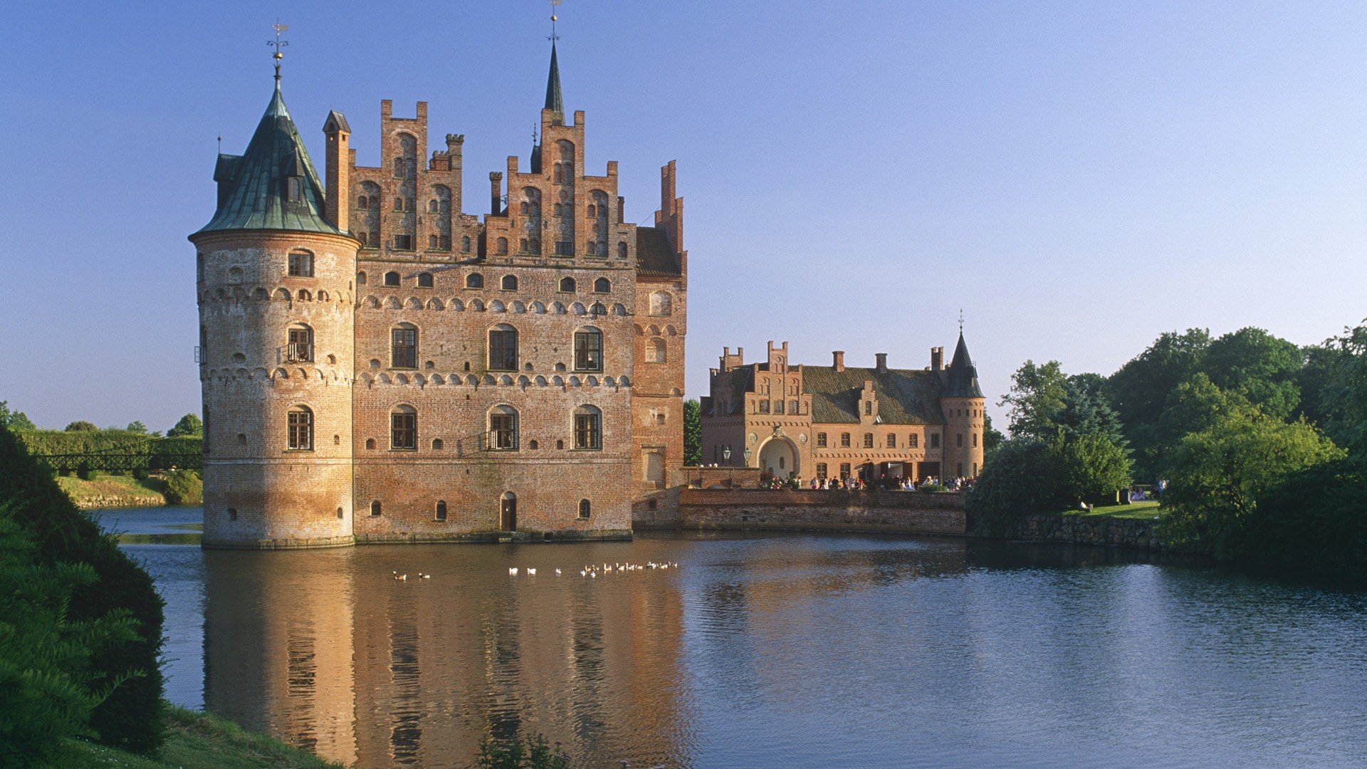 Egeskov Castle Wallpapers