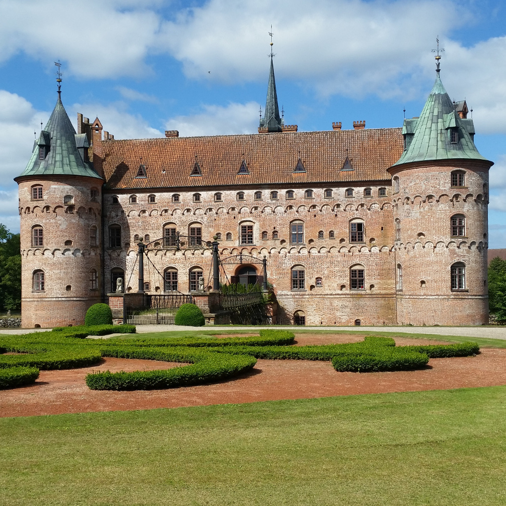 Egeskov Castle Wallpapers