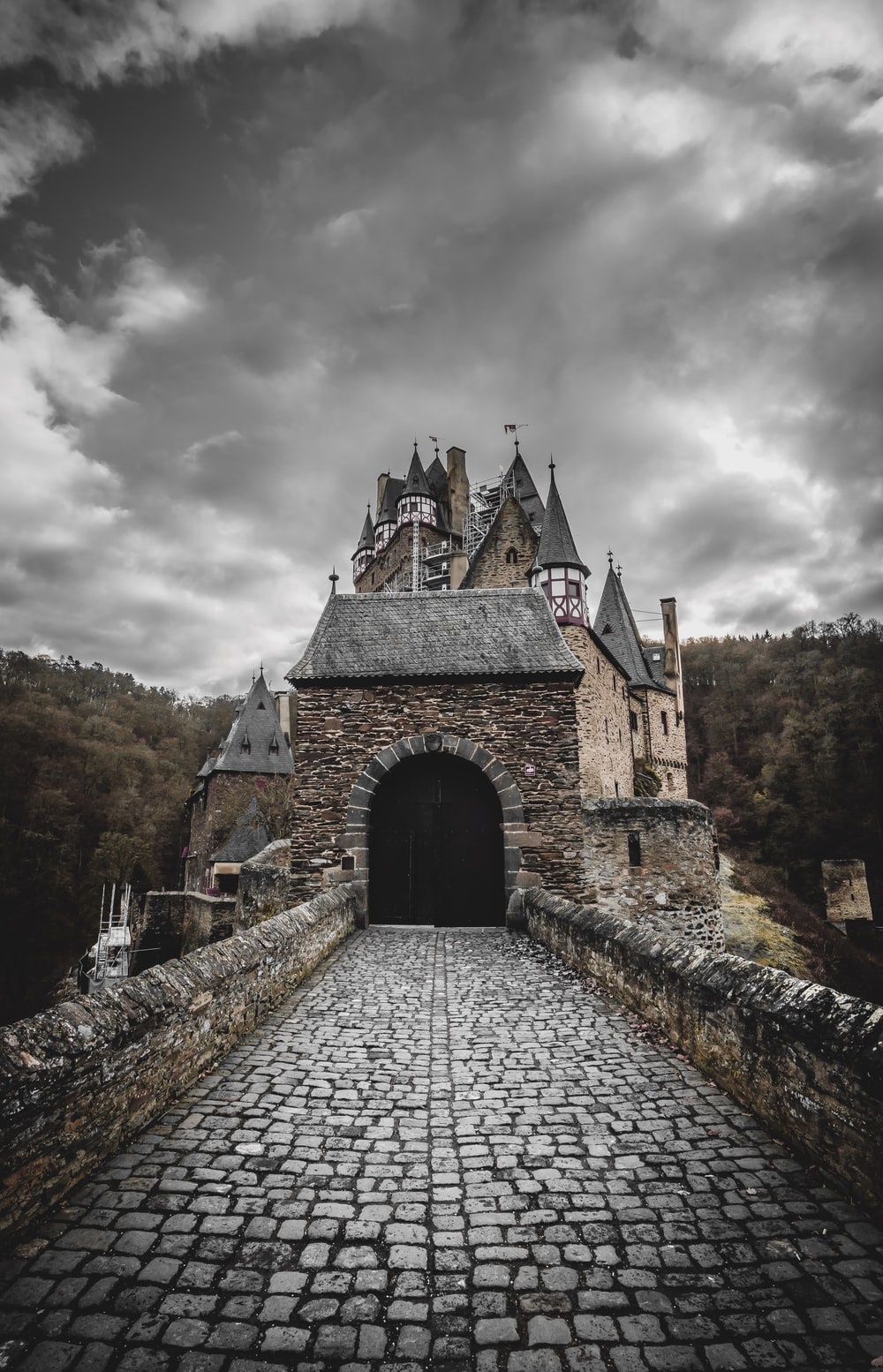 Eltz Castle Wallpapers