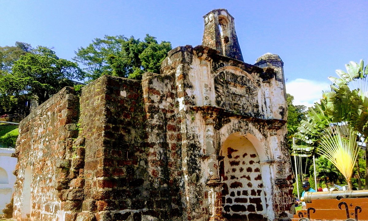 Famosa Fortress In Malacca Wallpapers