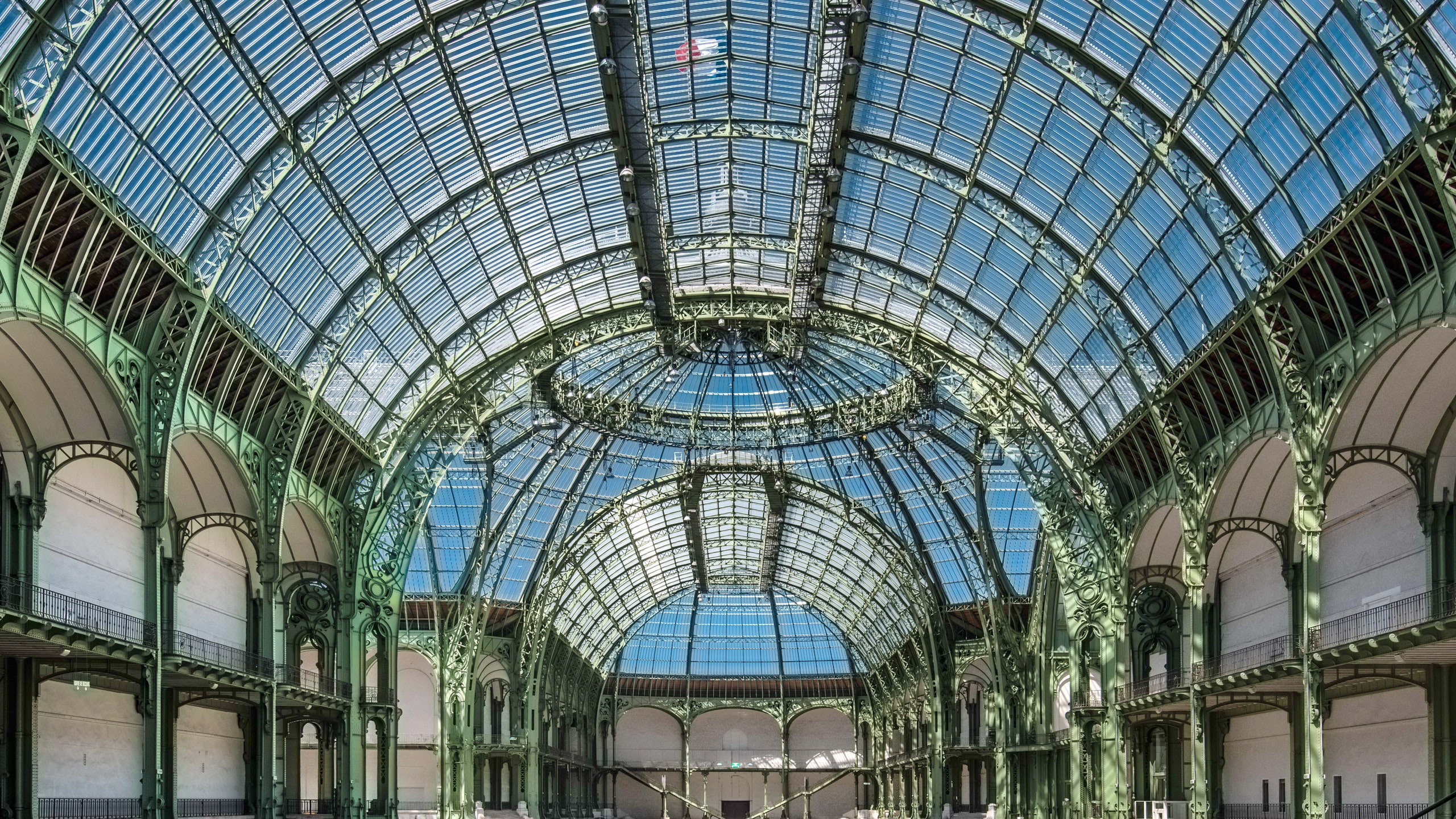 Grand Palais Wallpapers