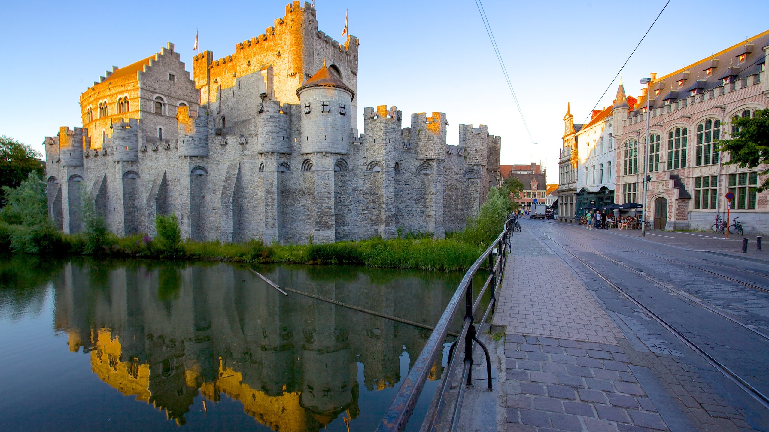 Gravensteen Wallpapers