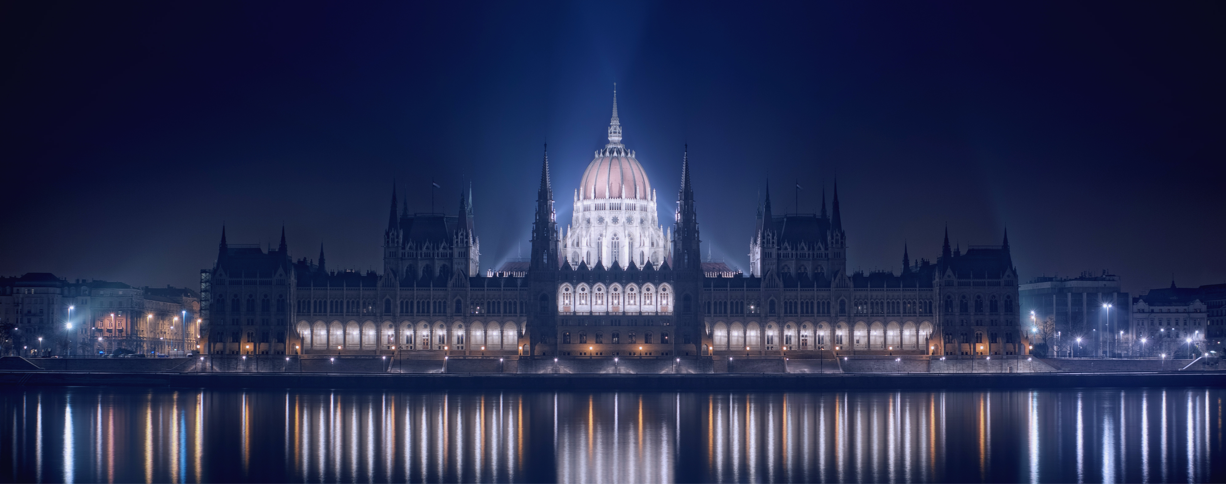 Hungarian Parliament Building Wallpapers