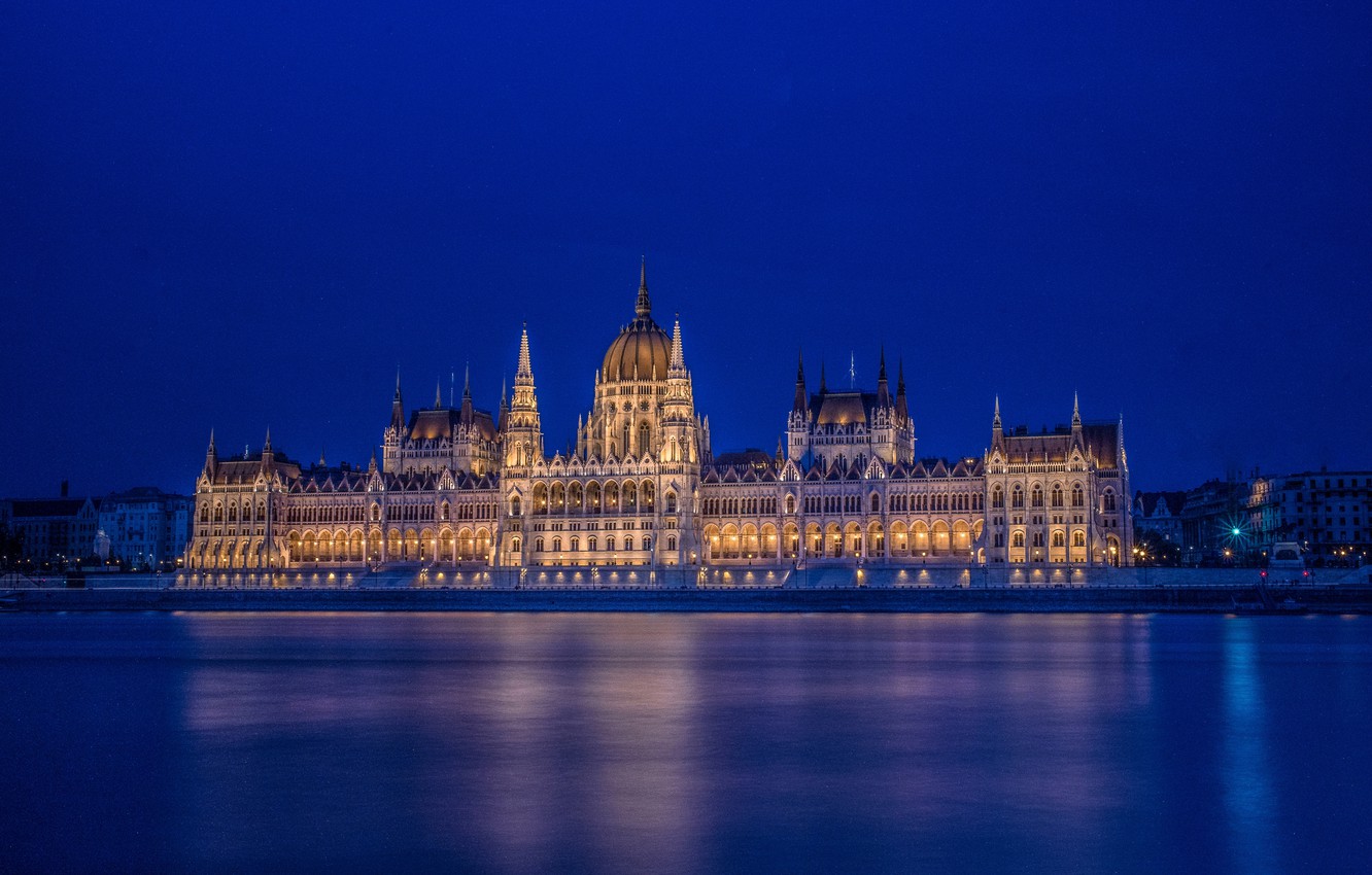Hungarian Parliament Building Wallpapers