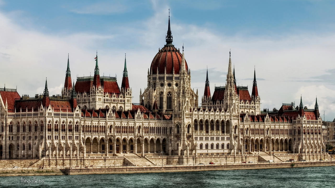 Hungarian Parliament Building Wallpapers