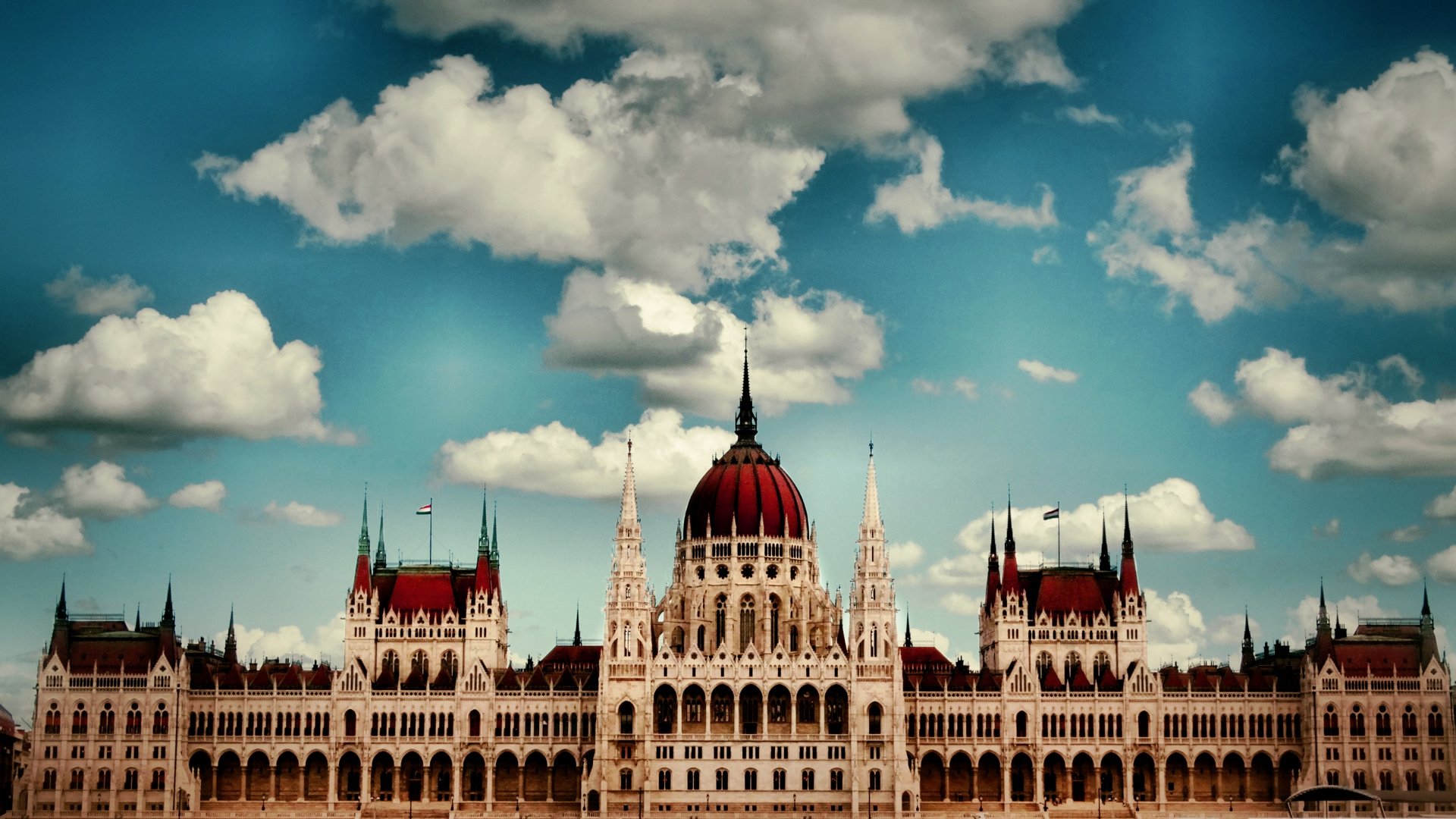 Hungarian Parliament Building Wallpapers