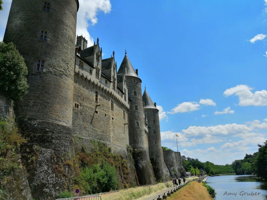 Josselin Castle Wallpapers