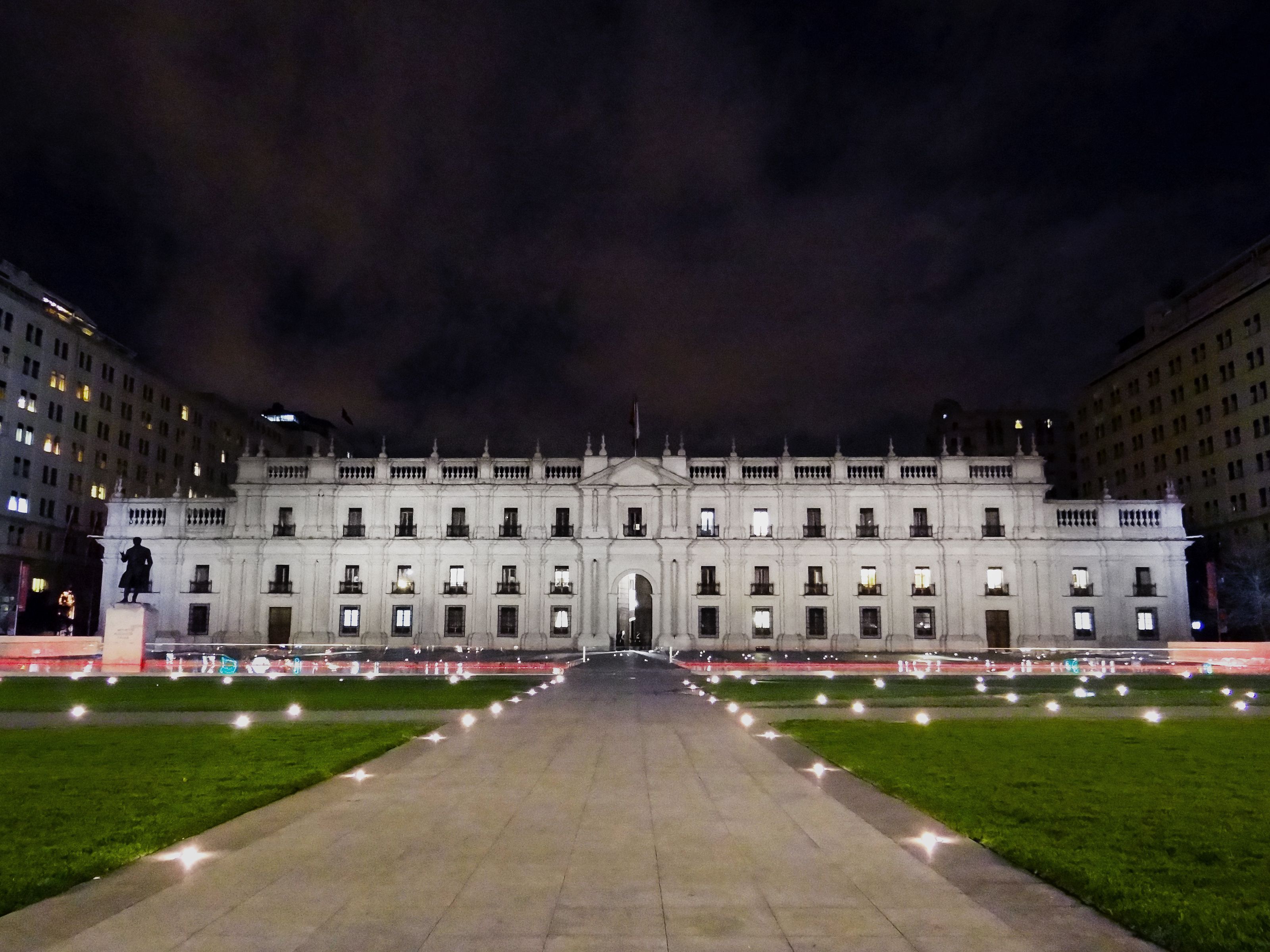 La Moneda Palace Wallpapers