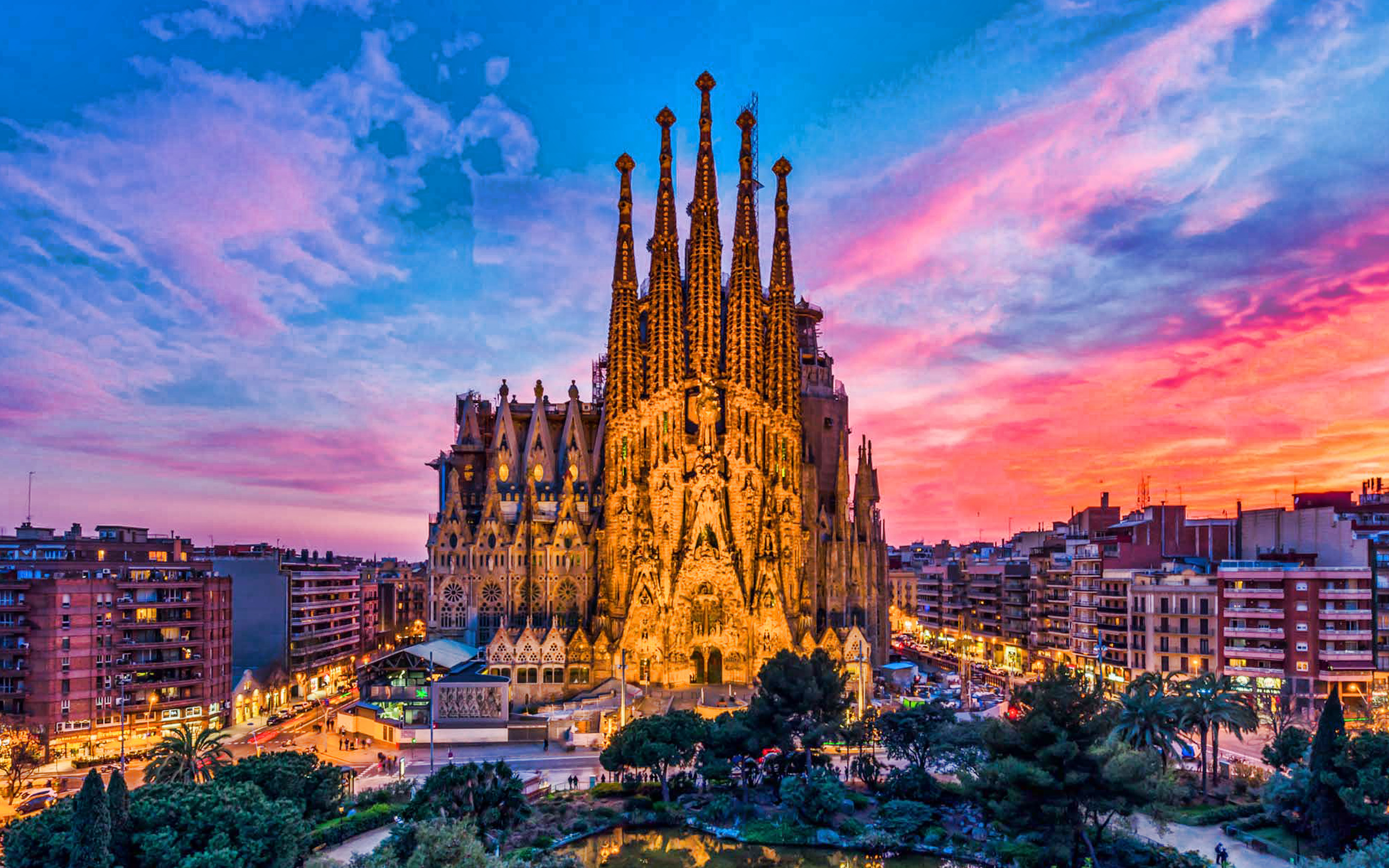 La Sagrada Familia Wallpapers