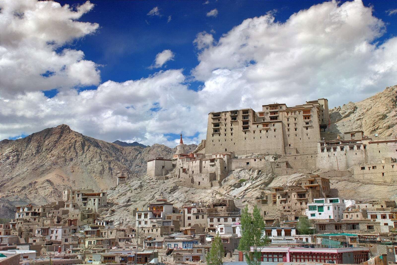 Leh Palace Wallpapers