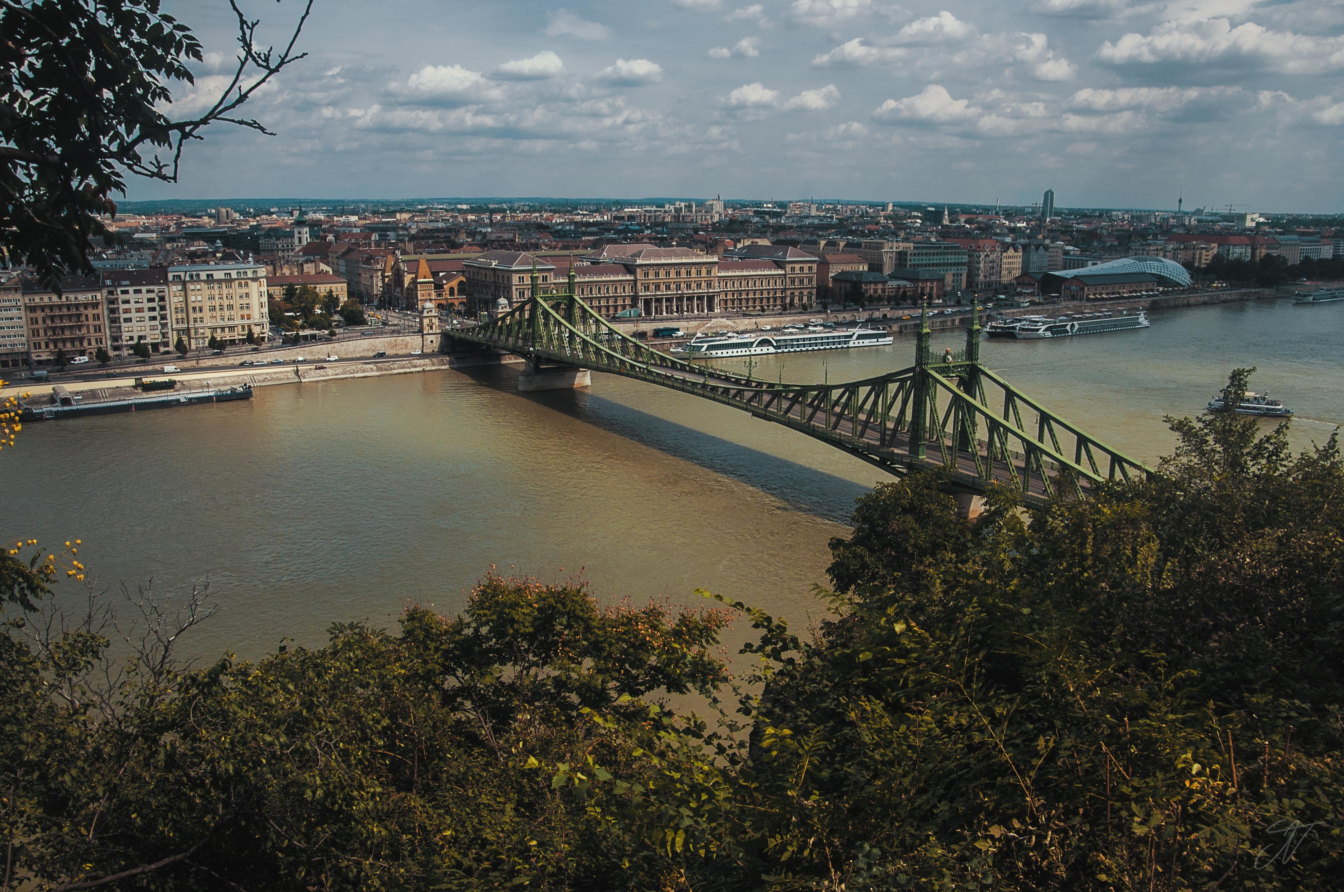 Liberty Bridge, Budapest Wallpapers