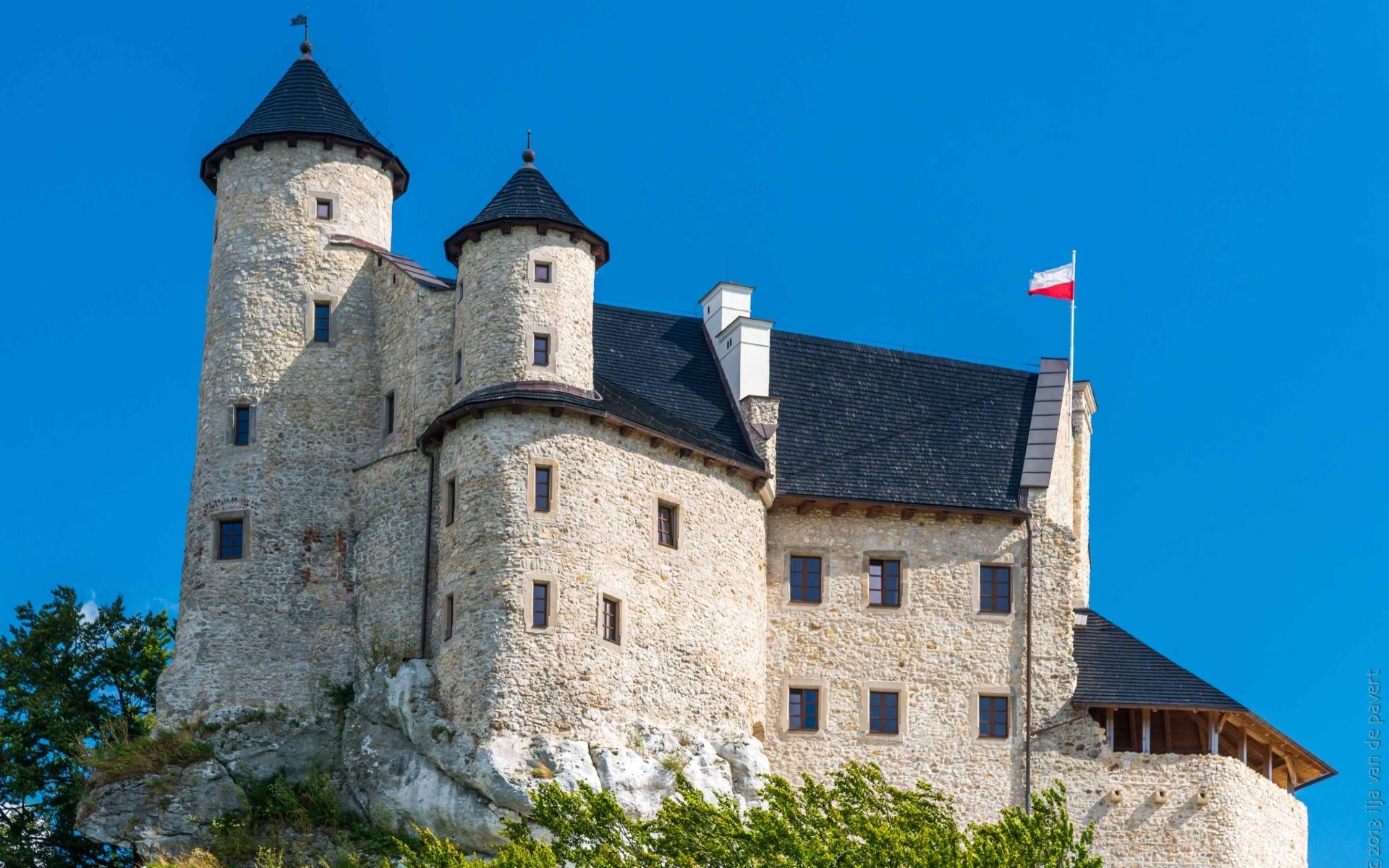 Lipowiec Castle Wallpapers