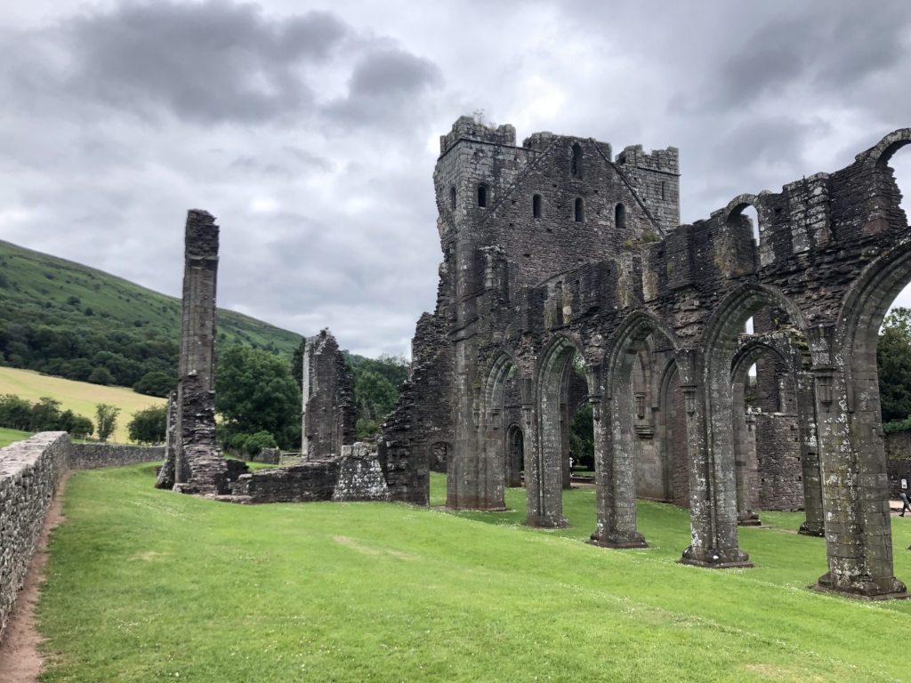 Llanthony Priory Wallpapers