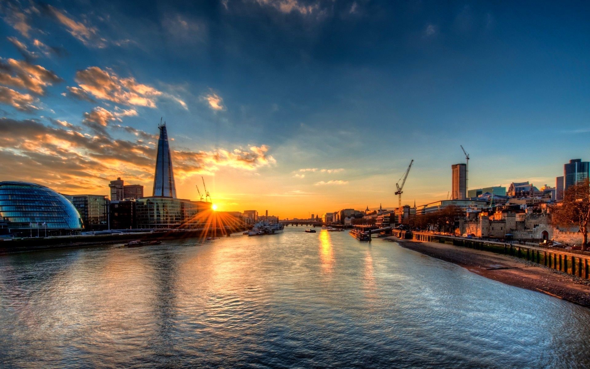 London Lights At Sunset Wallpapers