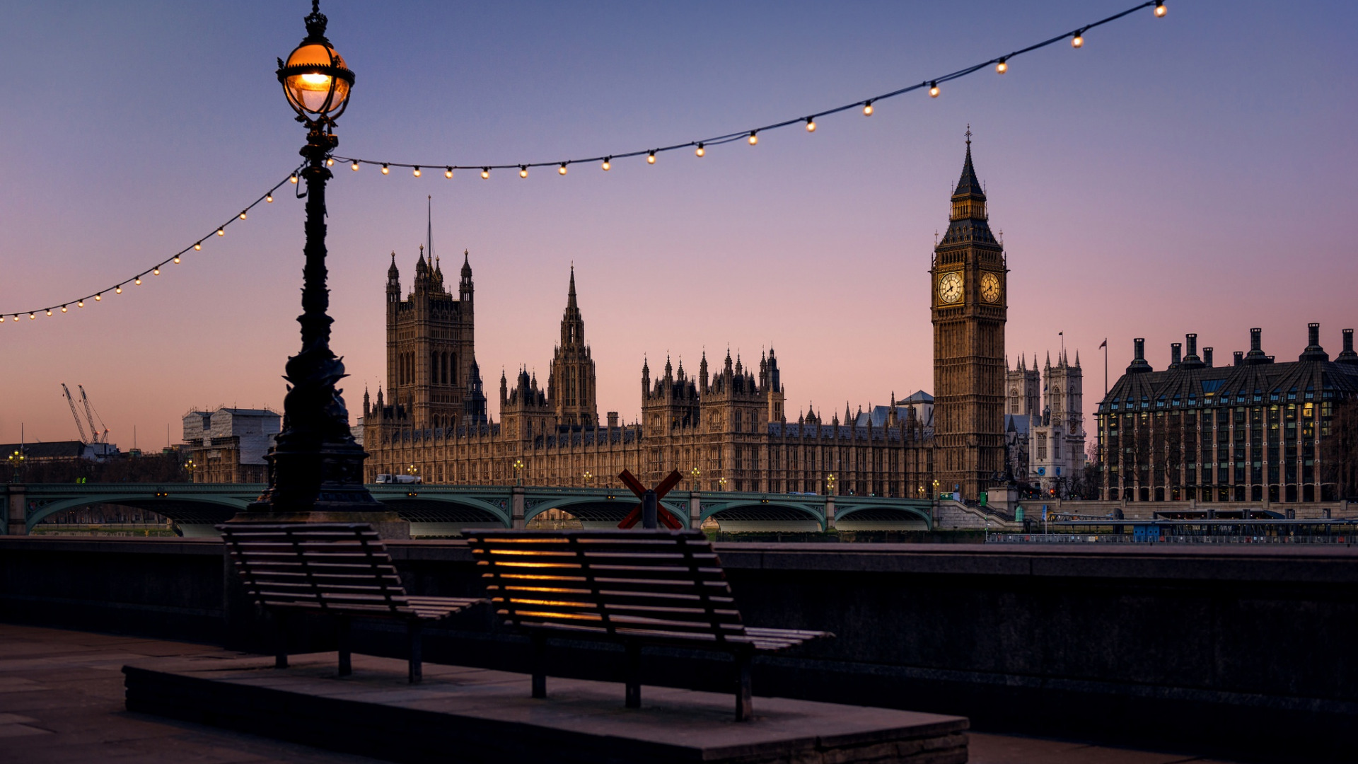 London Lights At Sunset Wallpapers