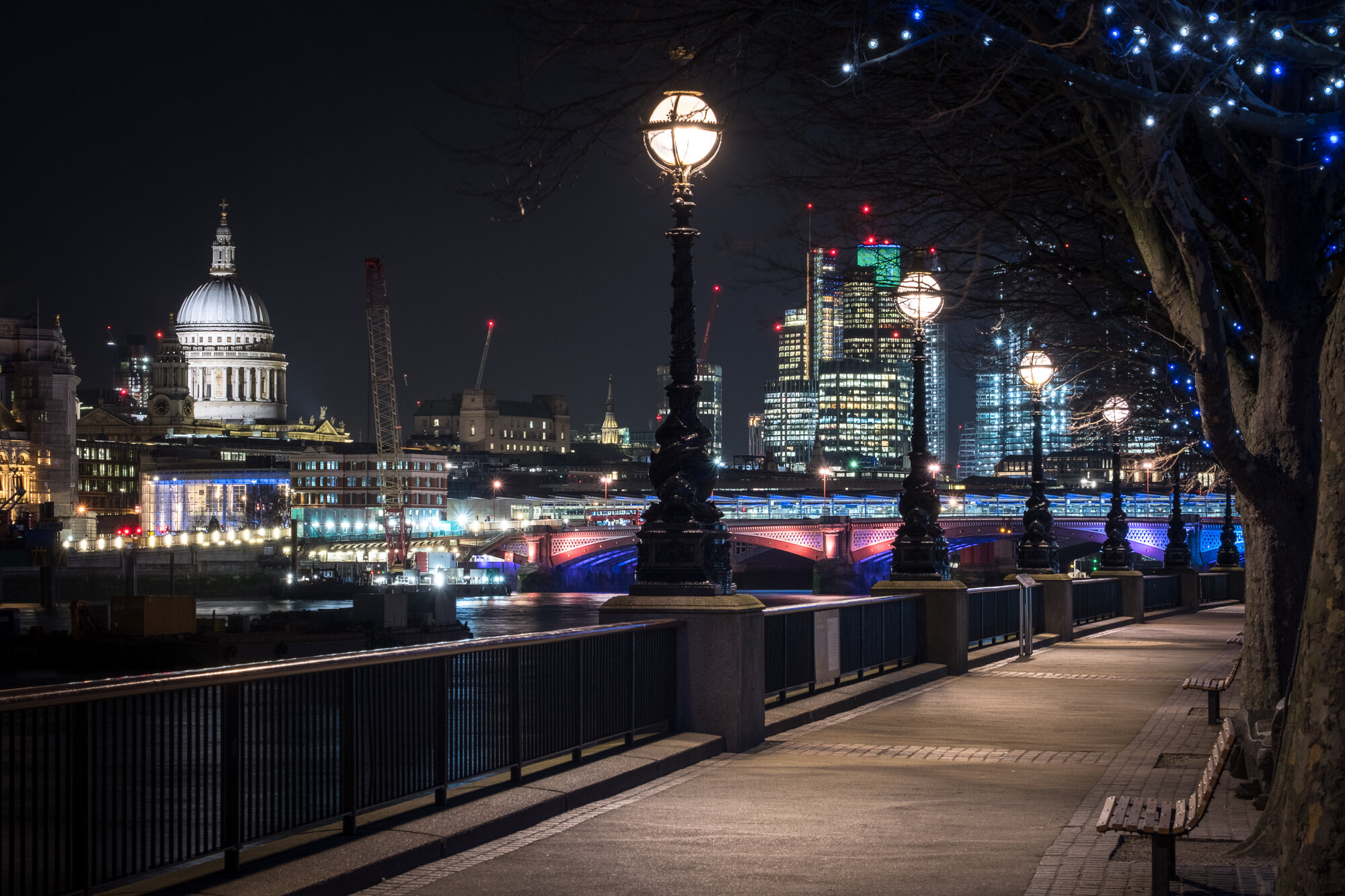 London Uk Night Light Blurred Photography Wallpapers