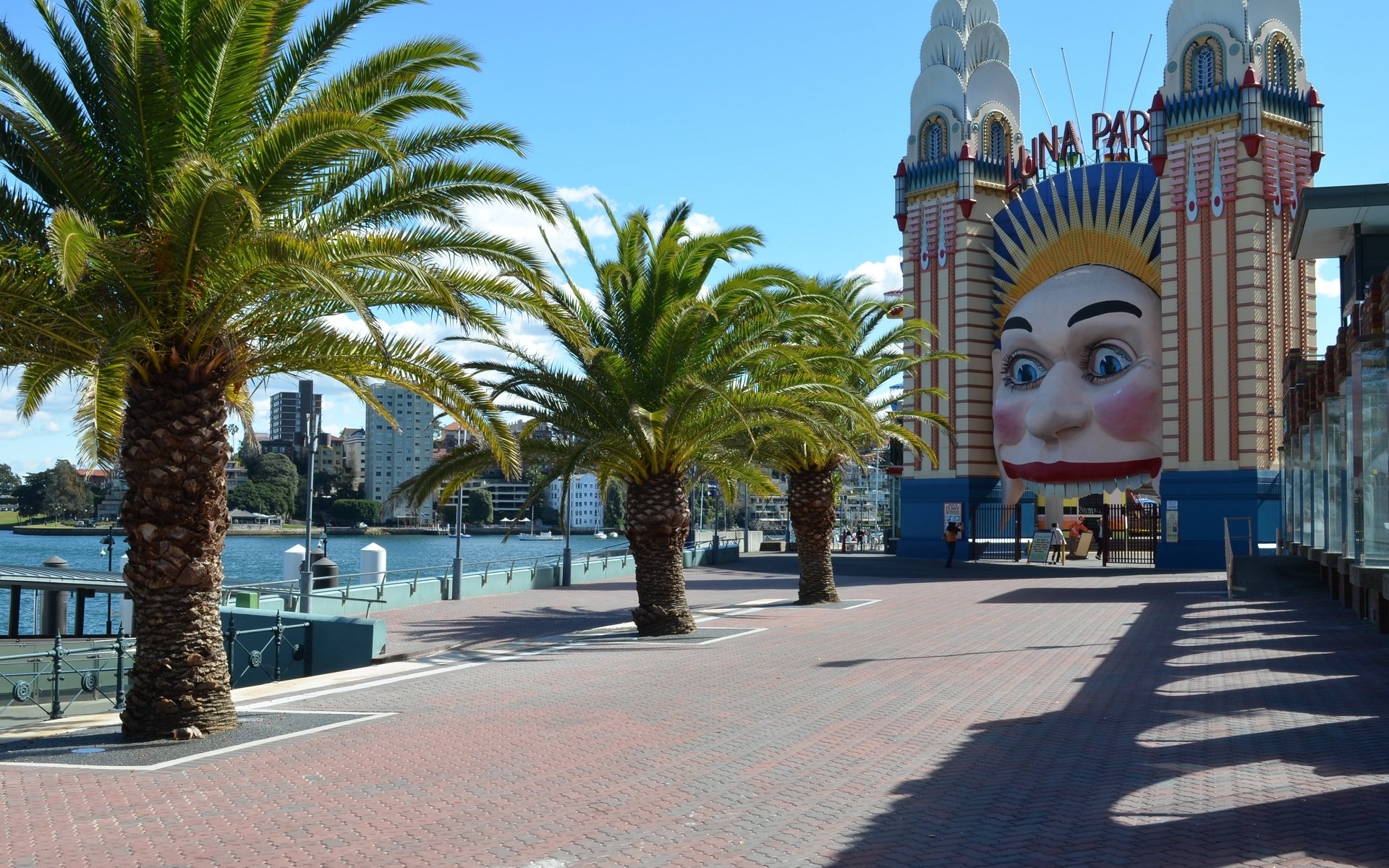 Luna Park Wallpapers