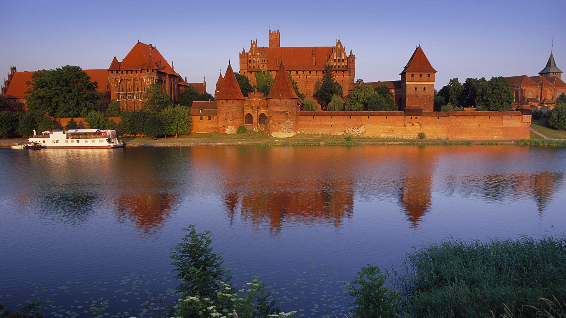 Malbork Castle Wallpapers