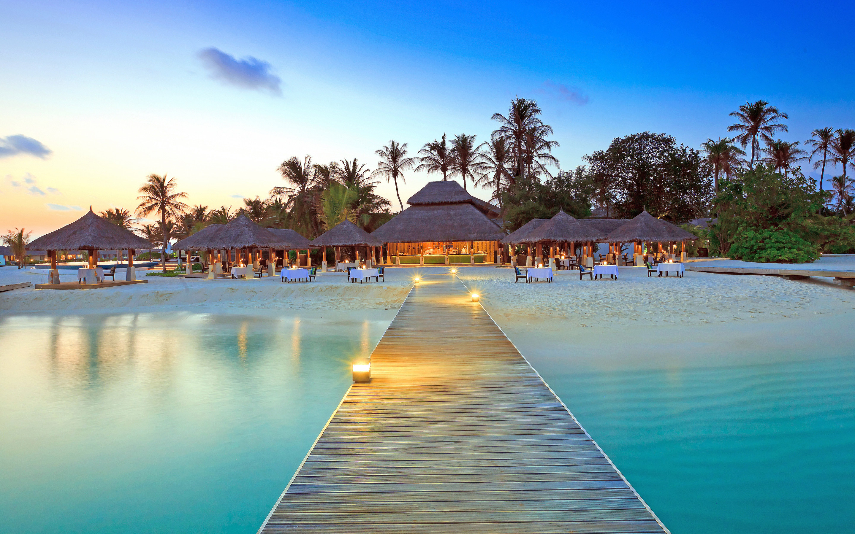 Maldives Central Grande Island Resort Wallpapers