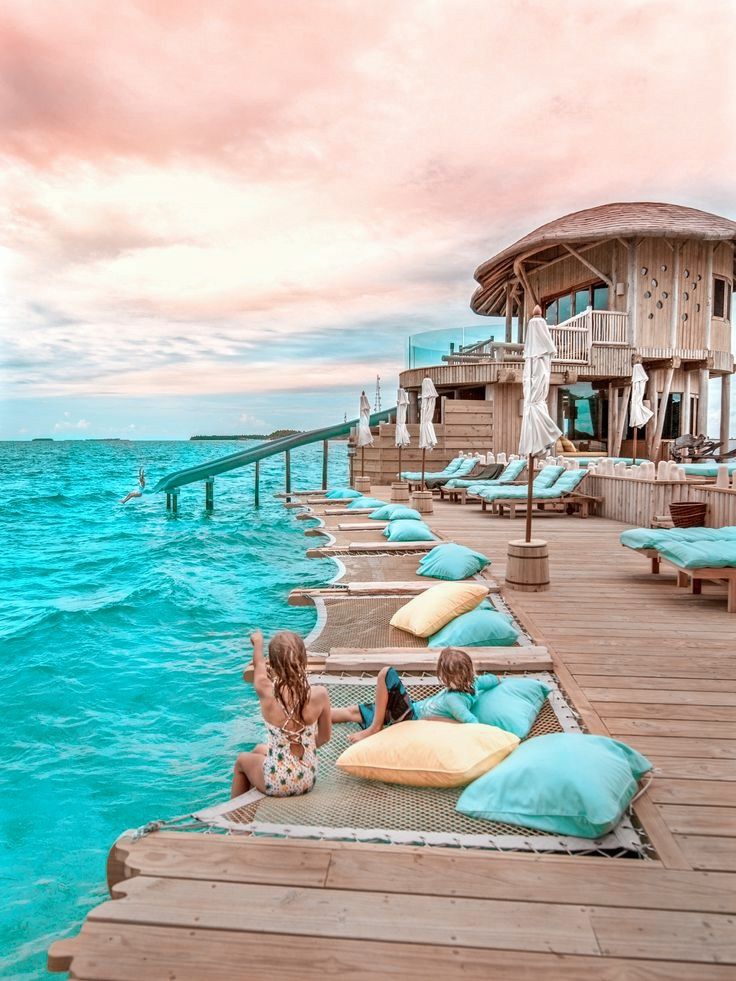 Maldives Central Grande Island Resort Wallpapers