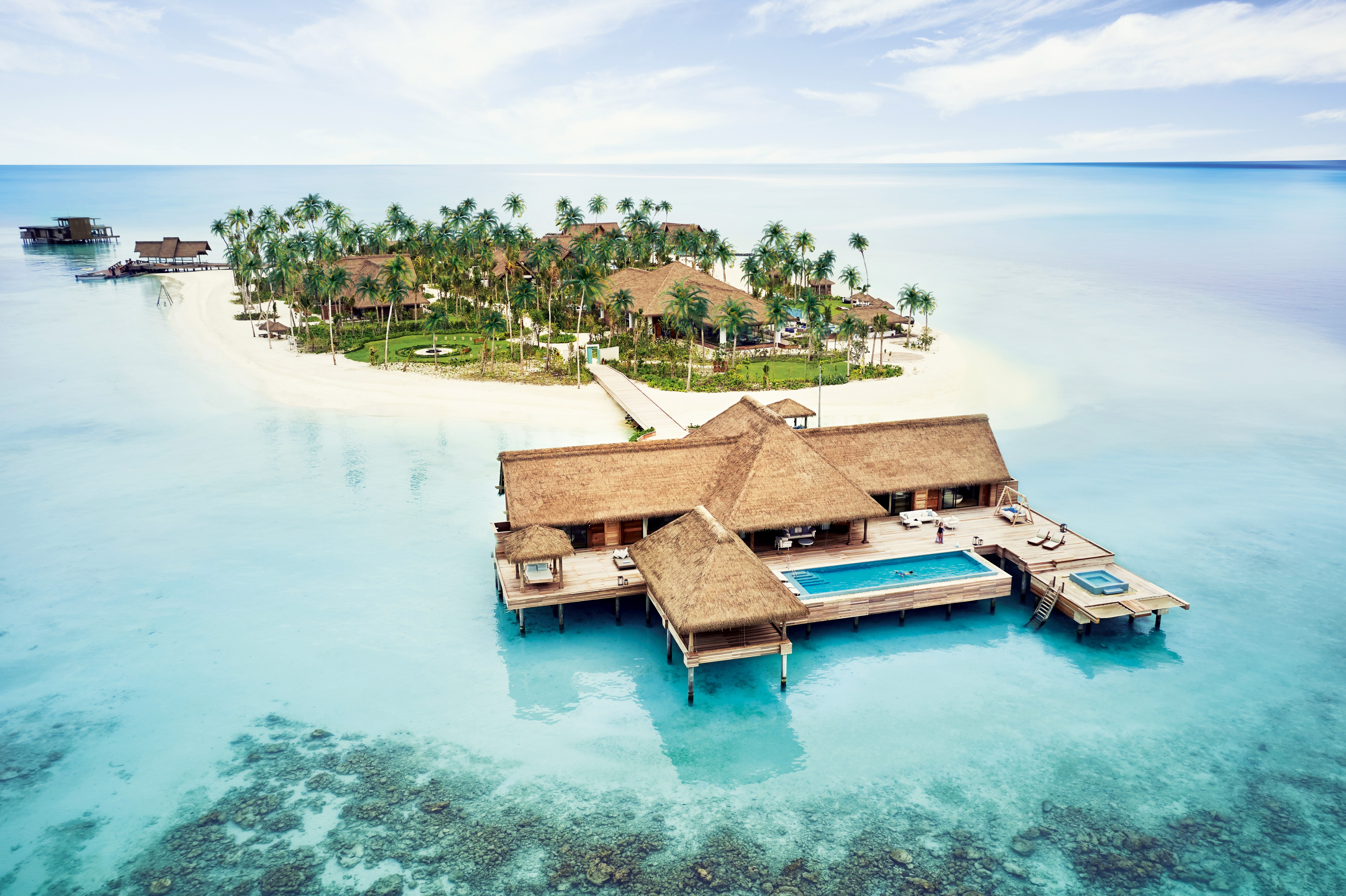 Maldives Central Grande Island Resort Wallpapers