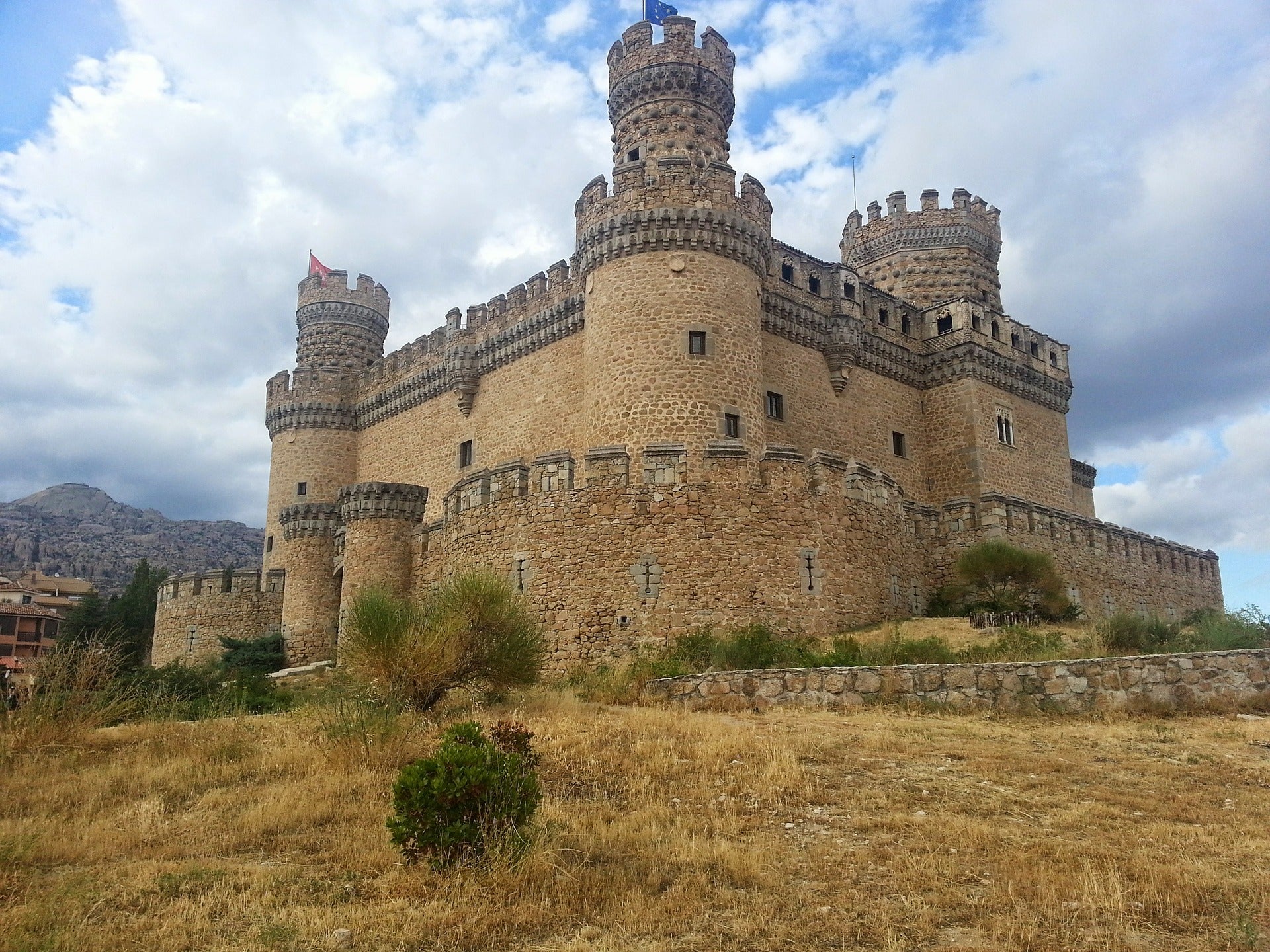 Mendoza Castle Wallpapers