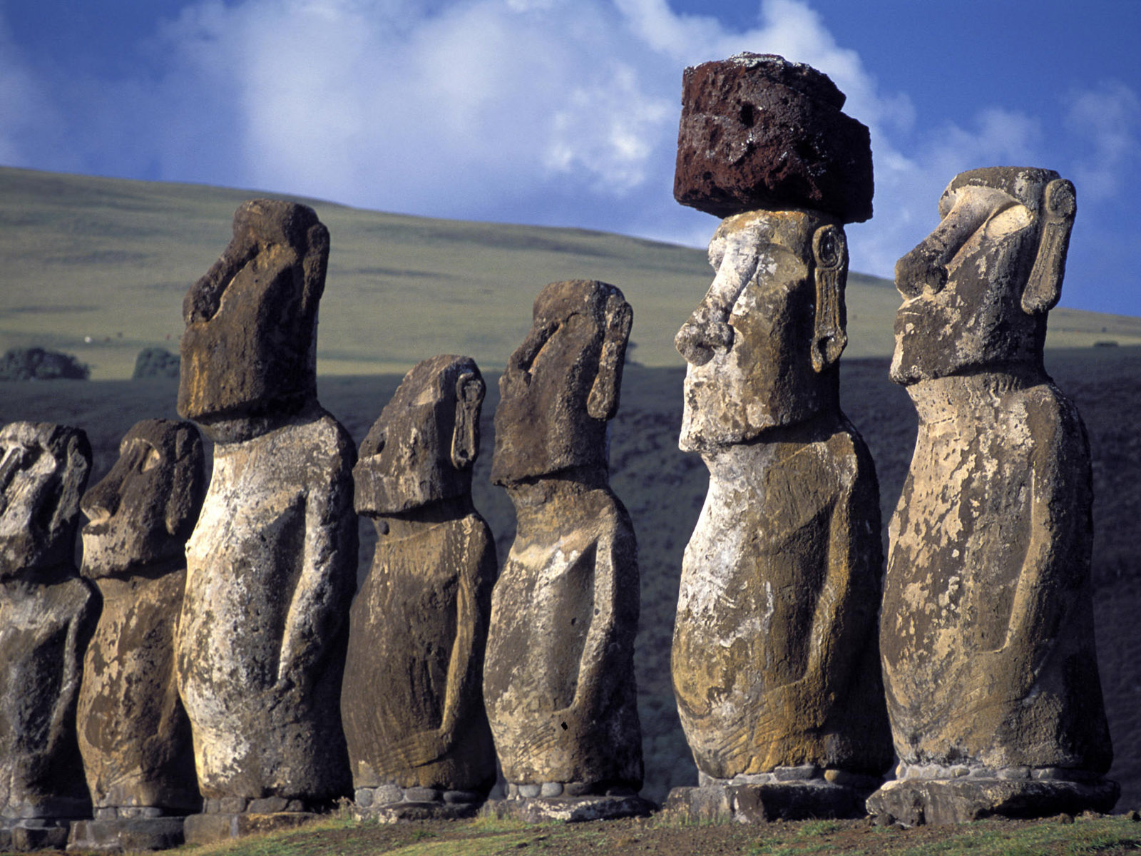 Moai Wallpapers