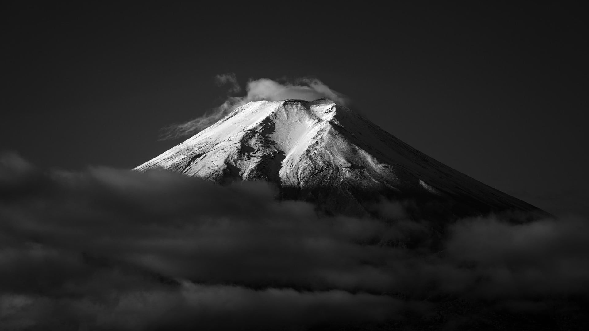 Mount Fuji Clouds And Mountains Japan Wallpapers